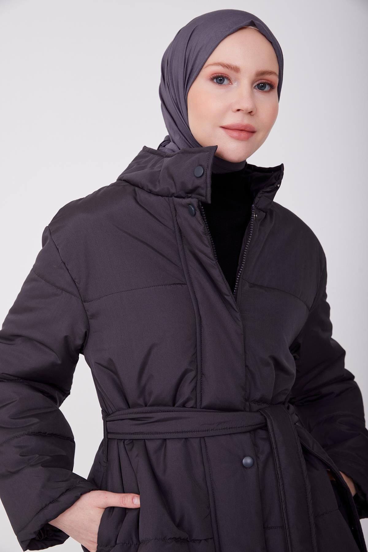 کت پفی کمربند کمری 22k7808 آنتراسیت Armine
