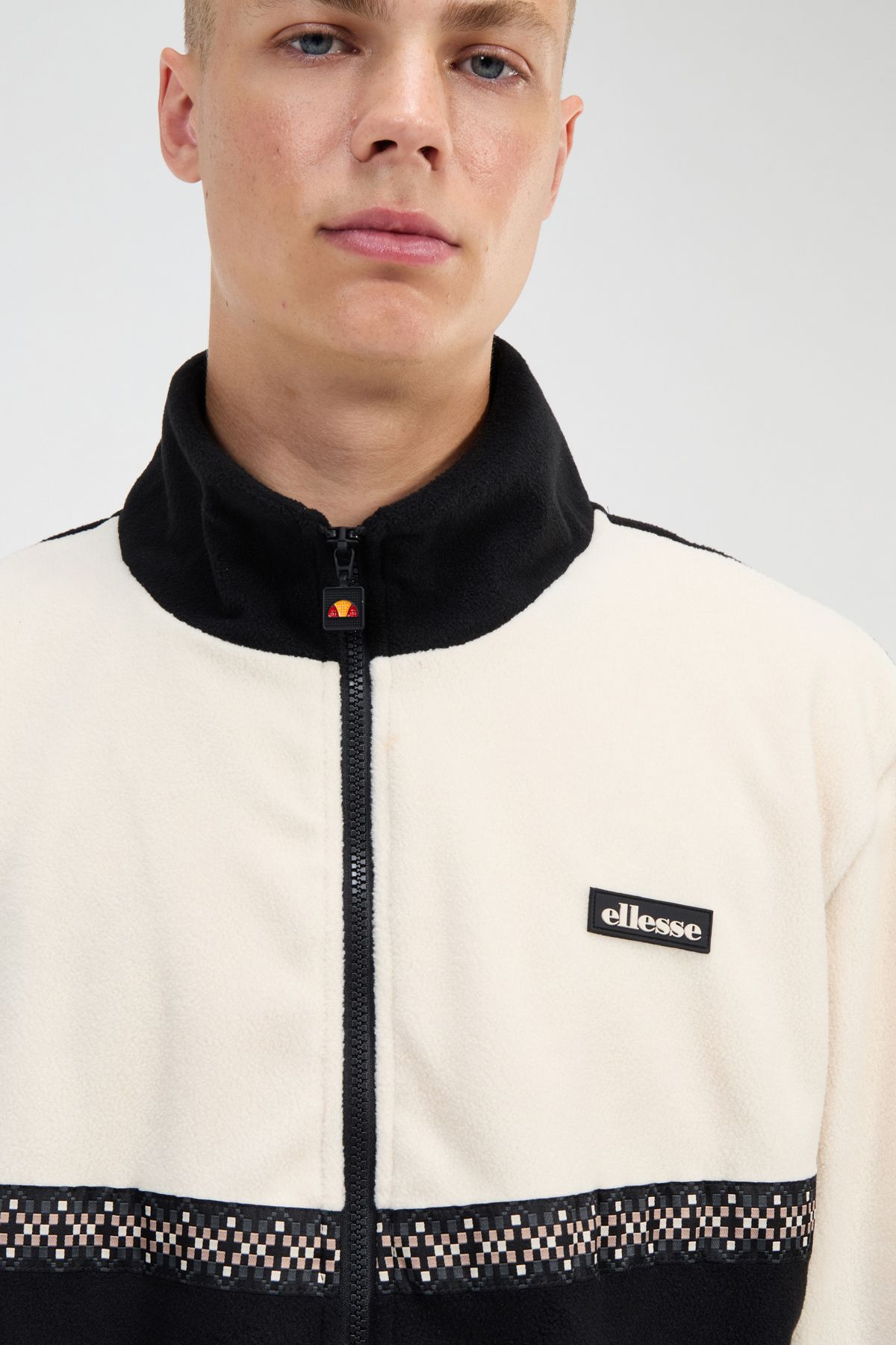 Ellesse-Atlin FZ dzseki 4