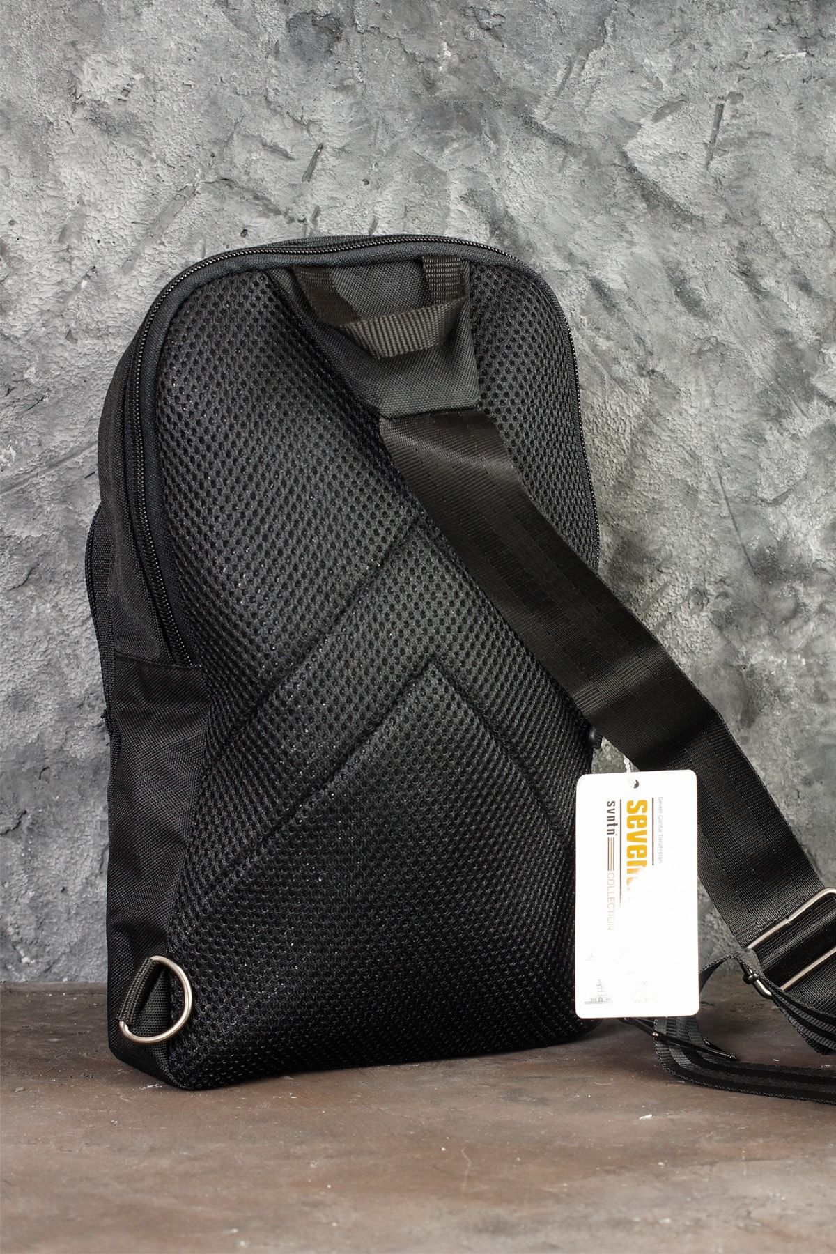 SEVENTEEN Çapraz Sırt Omuz Göğüs Su Geçirmez Askılı Unisex Siyah Çanta 4926 BY10071