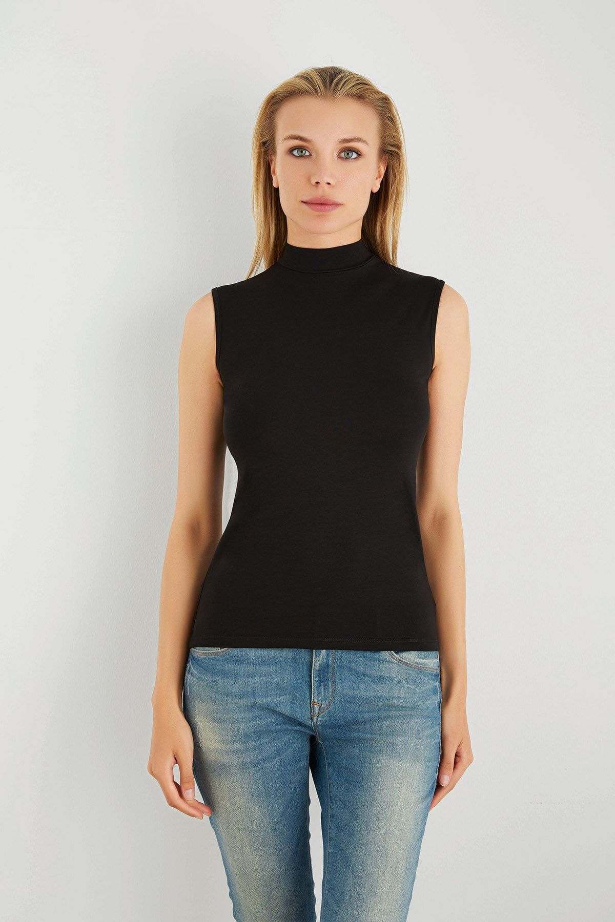 Sevim-Women's 2-Piece Turtleneck Sleeveless Tank Top 3