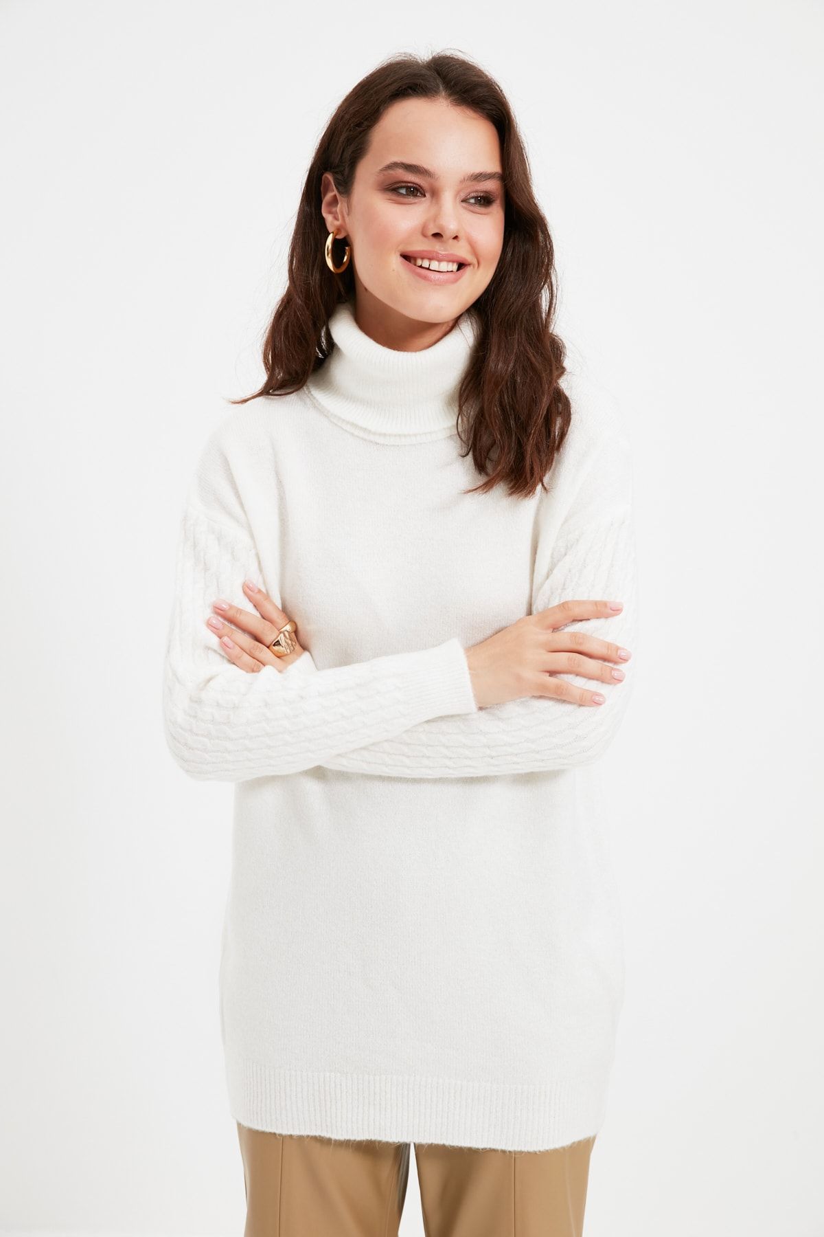 Trendyol Modest Pullover Ecru Relaxed Fit Fast ausverkauft