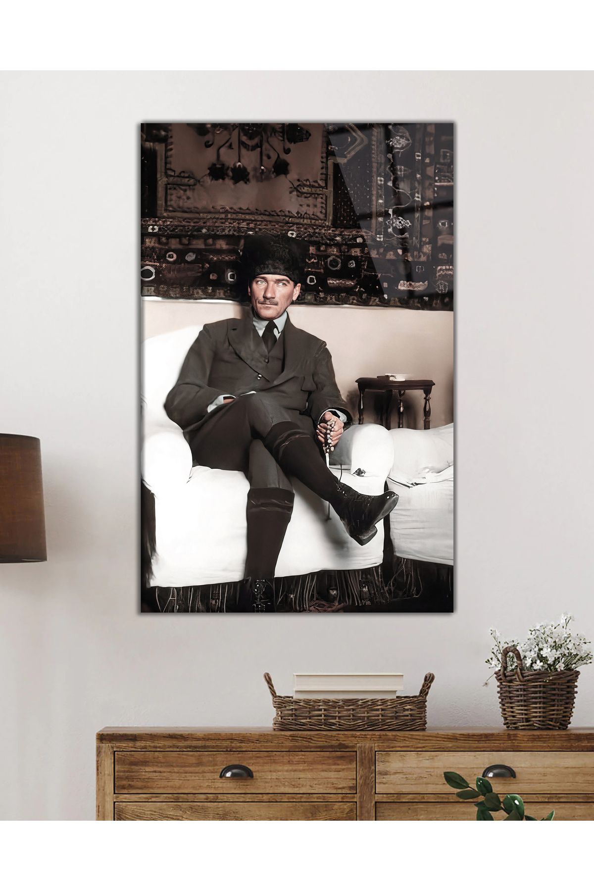 ArtNoia Takım Elbiseli Atatürk Portresi Cam Tablo
