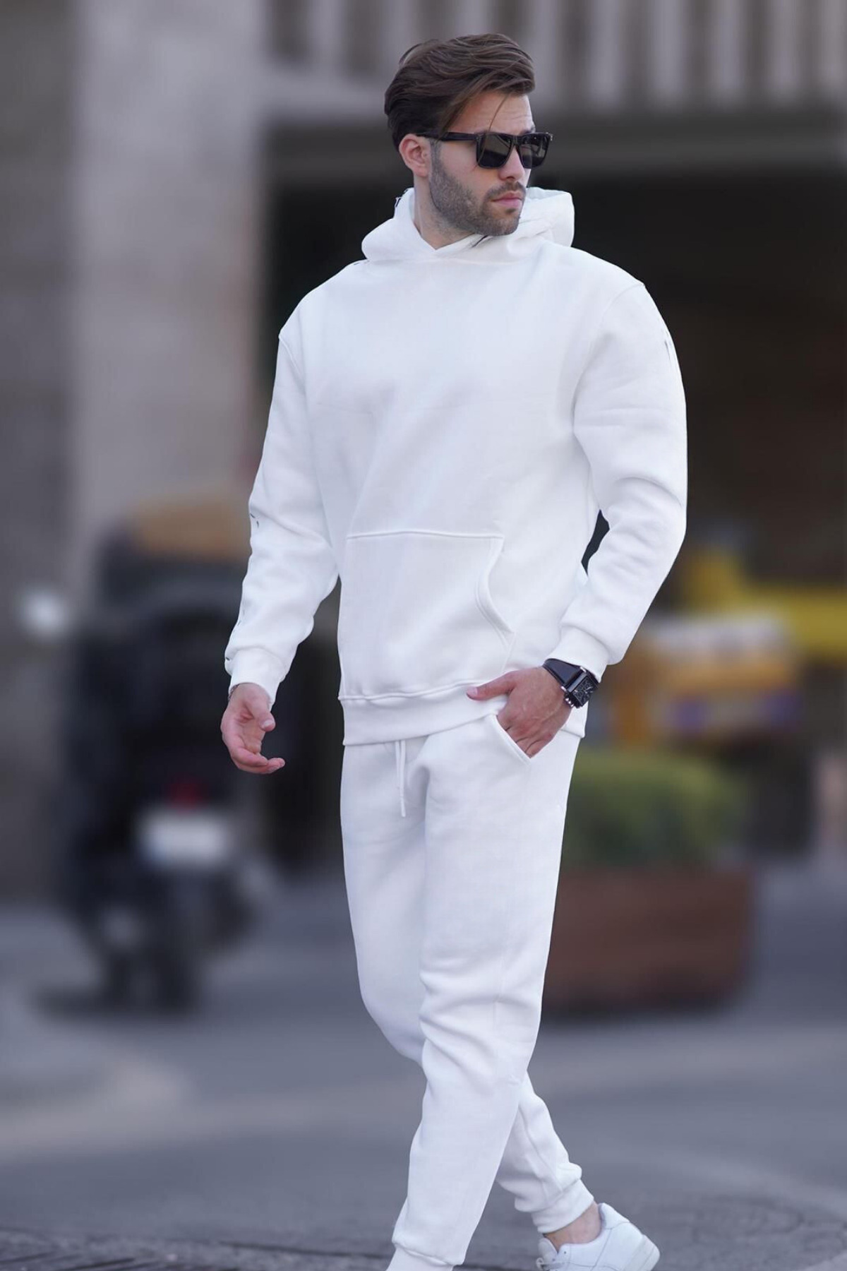 Men's Oversize Hooded Kangaroo Pocket 3 Thread Raised Thick Tracksuit