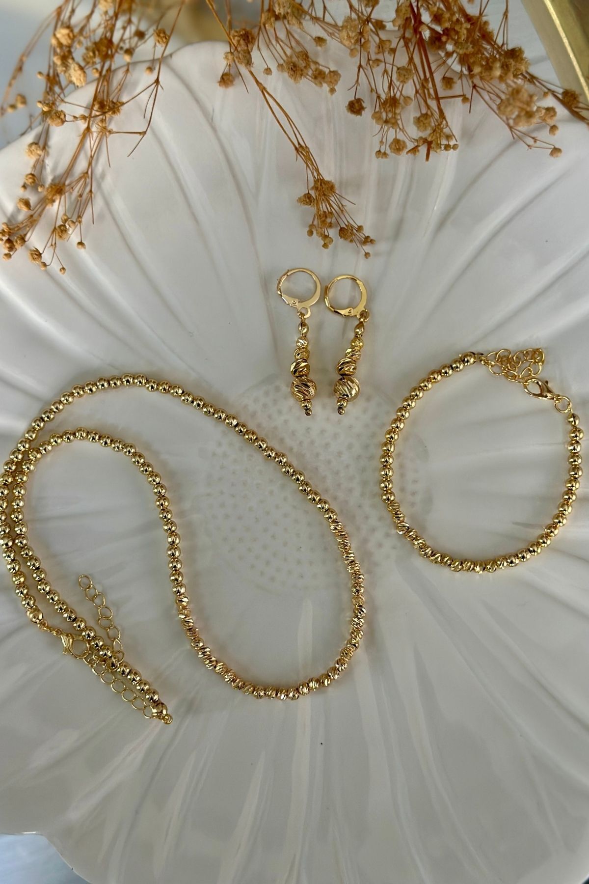 Trendy Butik Dorika Kolye-Küpe-Bileklik Seti