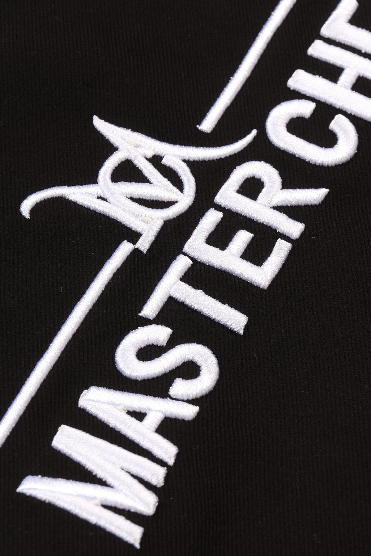 Masterchef-Professional Kitchen Apron – Adjustable and Stylish Design 3