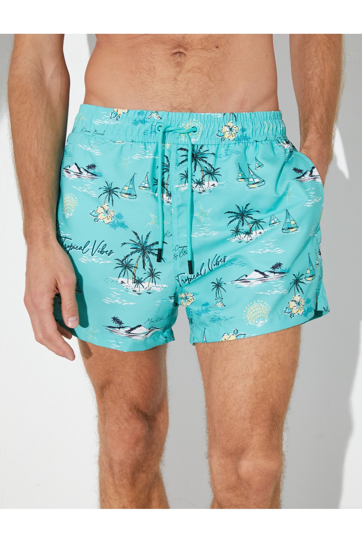 Koton-Kurze Badeshorts mit Sommermotiv, Taillentasche zum Schnüren 7