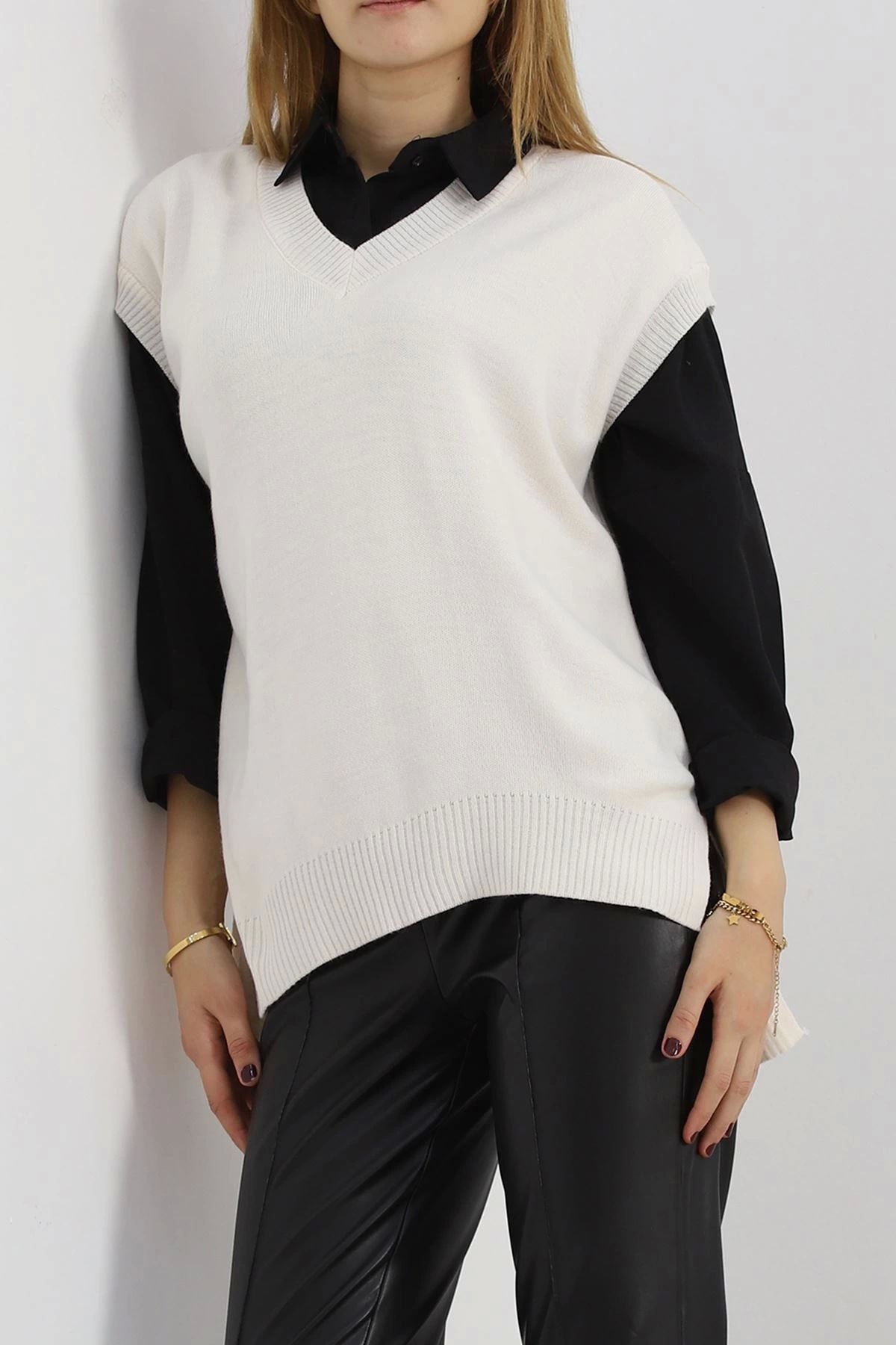 Model Shoes-Latte V-Neck Sweater - 3079.1577 3