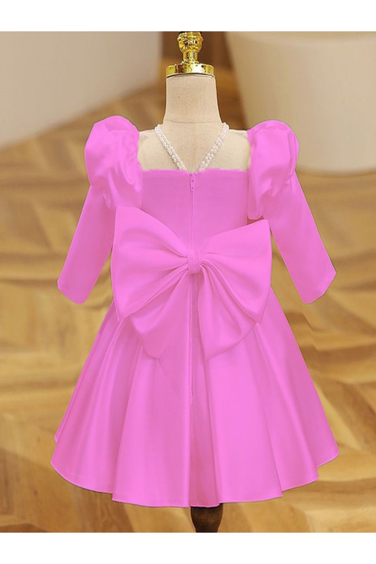 MUSGEM-Rochie de seara pentru fete cu maneca lunga roz cu design special cu detaliu perlat 2
