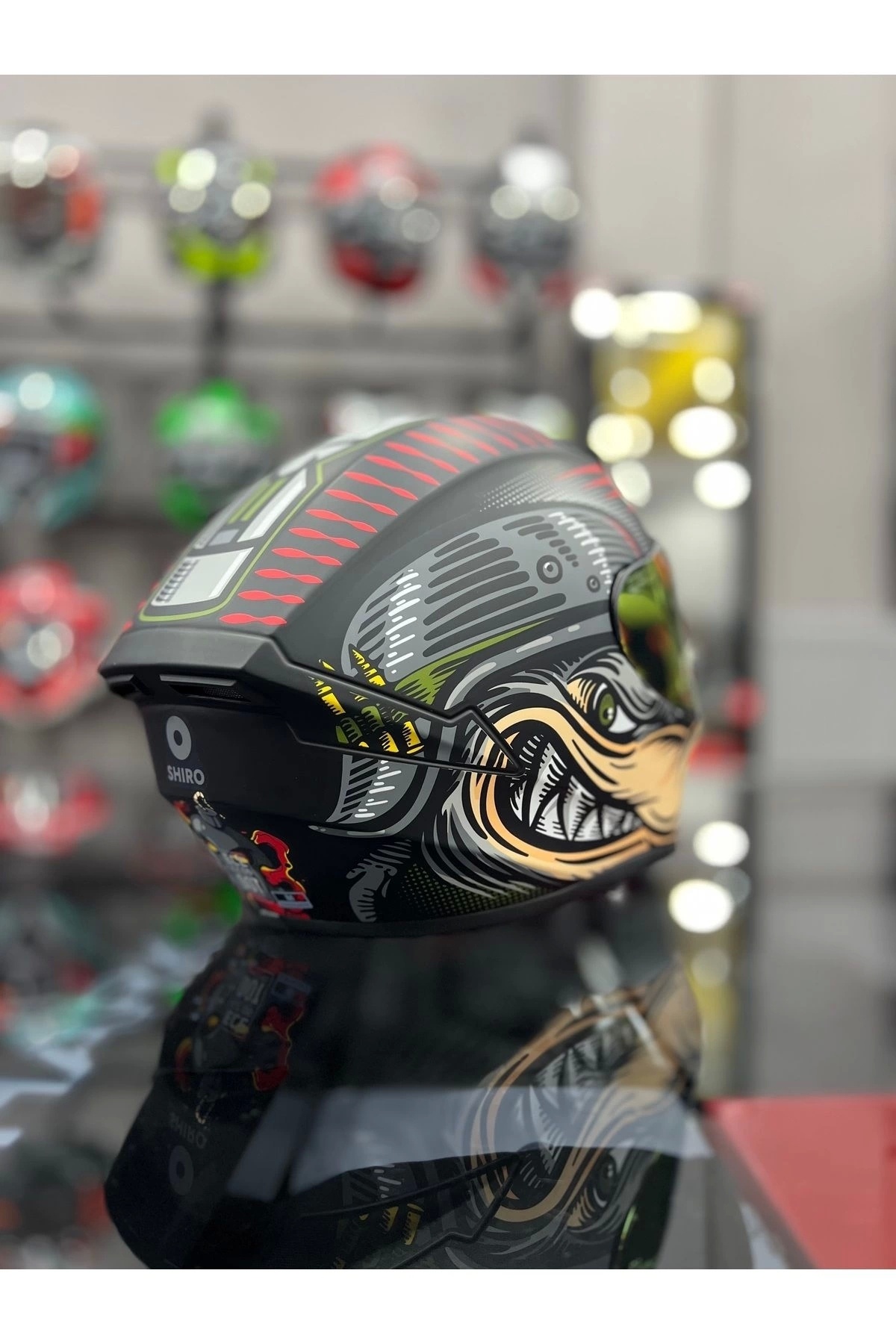 Shiro FIGHTER KAPALI KASK GOLD VİZÖR motozilla - Fiyatı, Yorumları