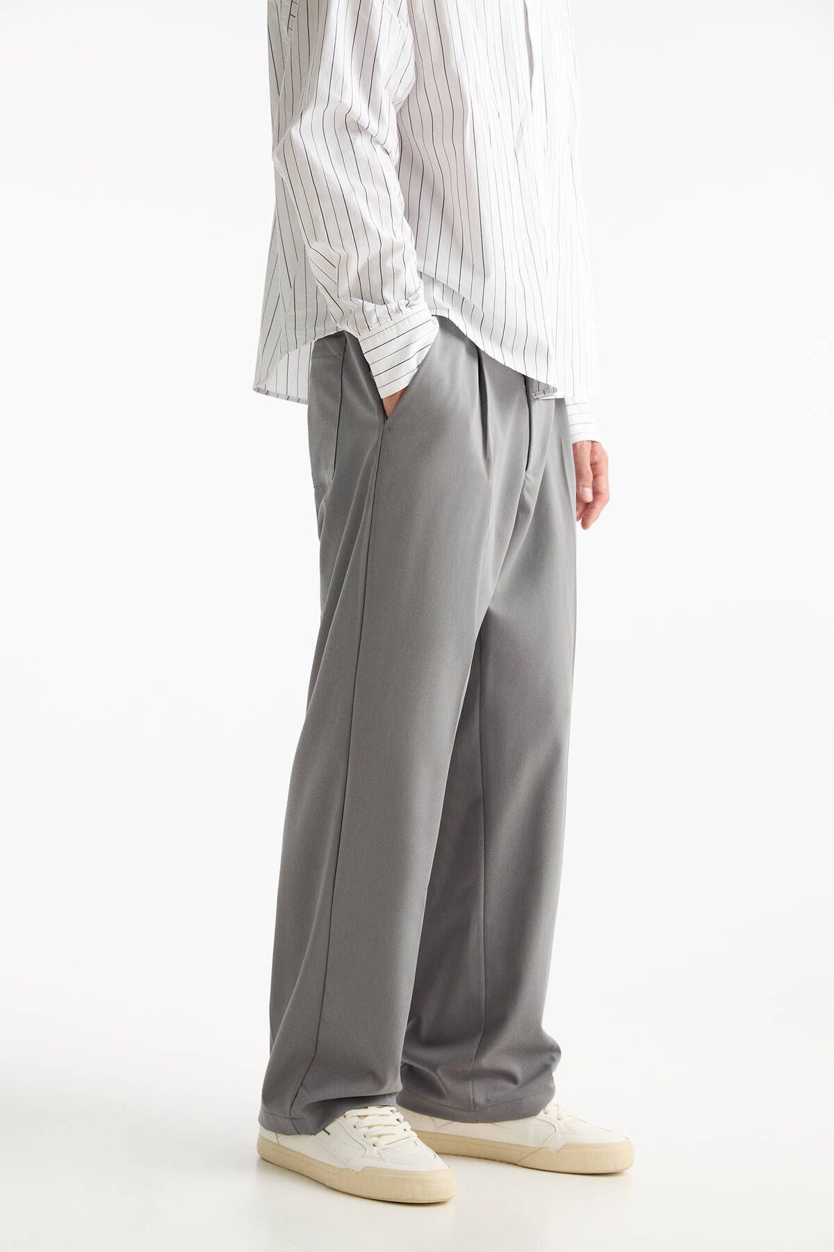 Pull & Bear-Tailored fit wide-leg trousers 4