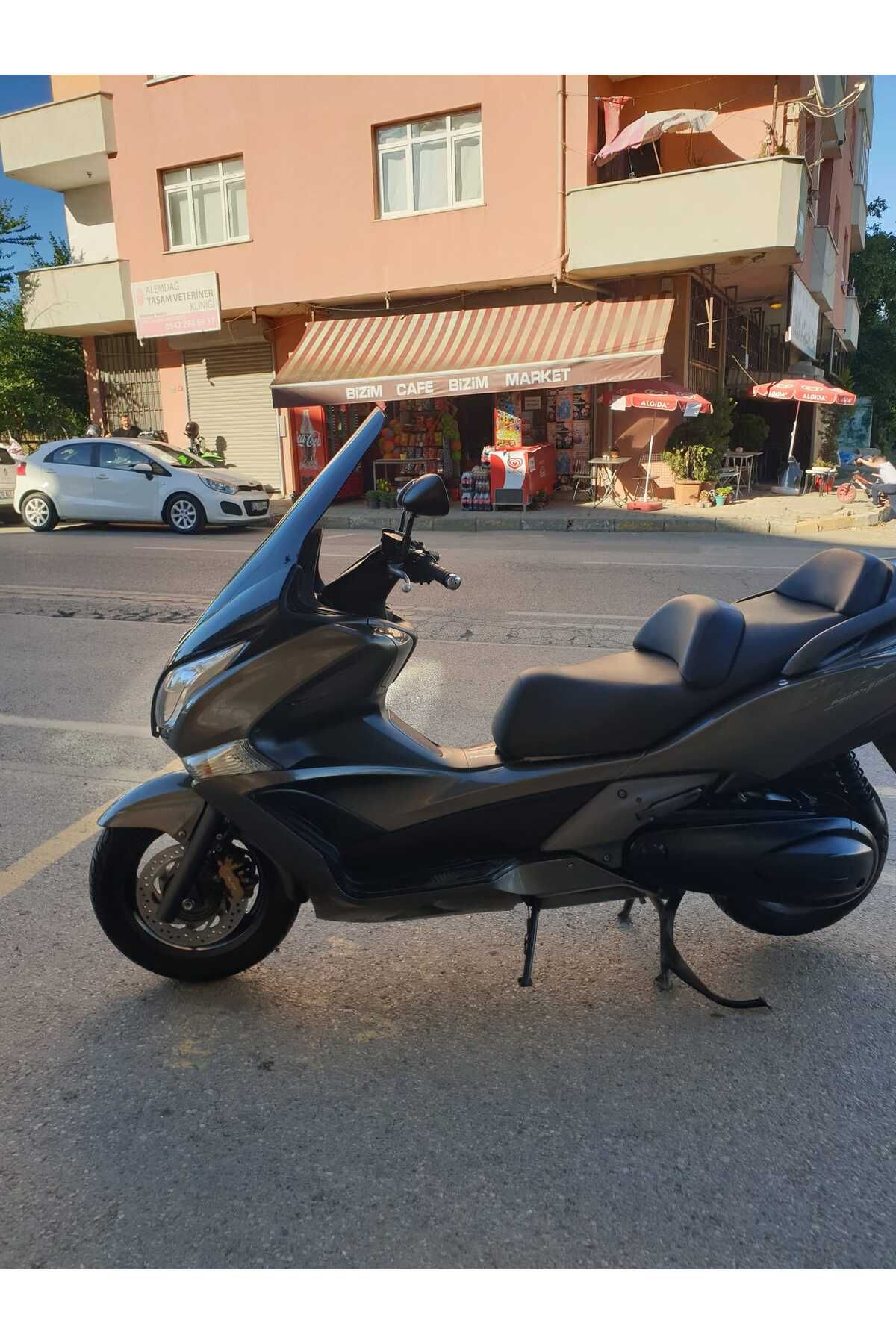 Honda Silverwing SWT 600 Siperlik Ön Cam 2008 2013 Model 70cm Siyah Renkli 4mm