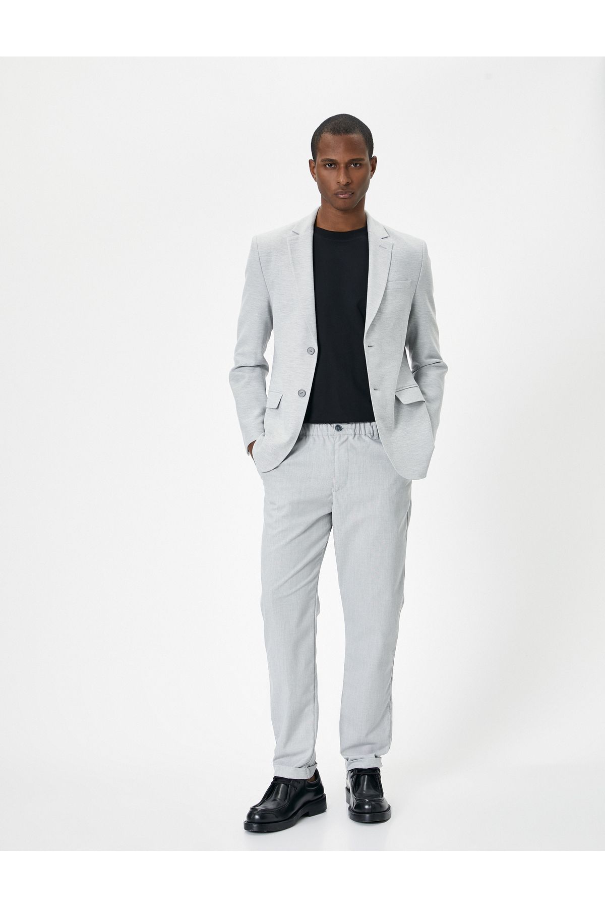 complete the look image