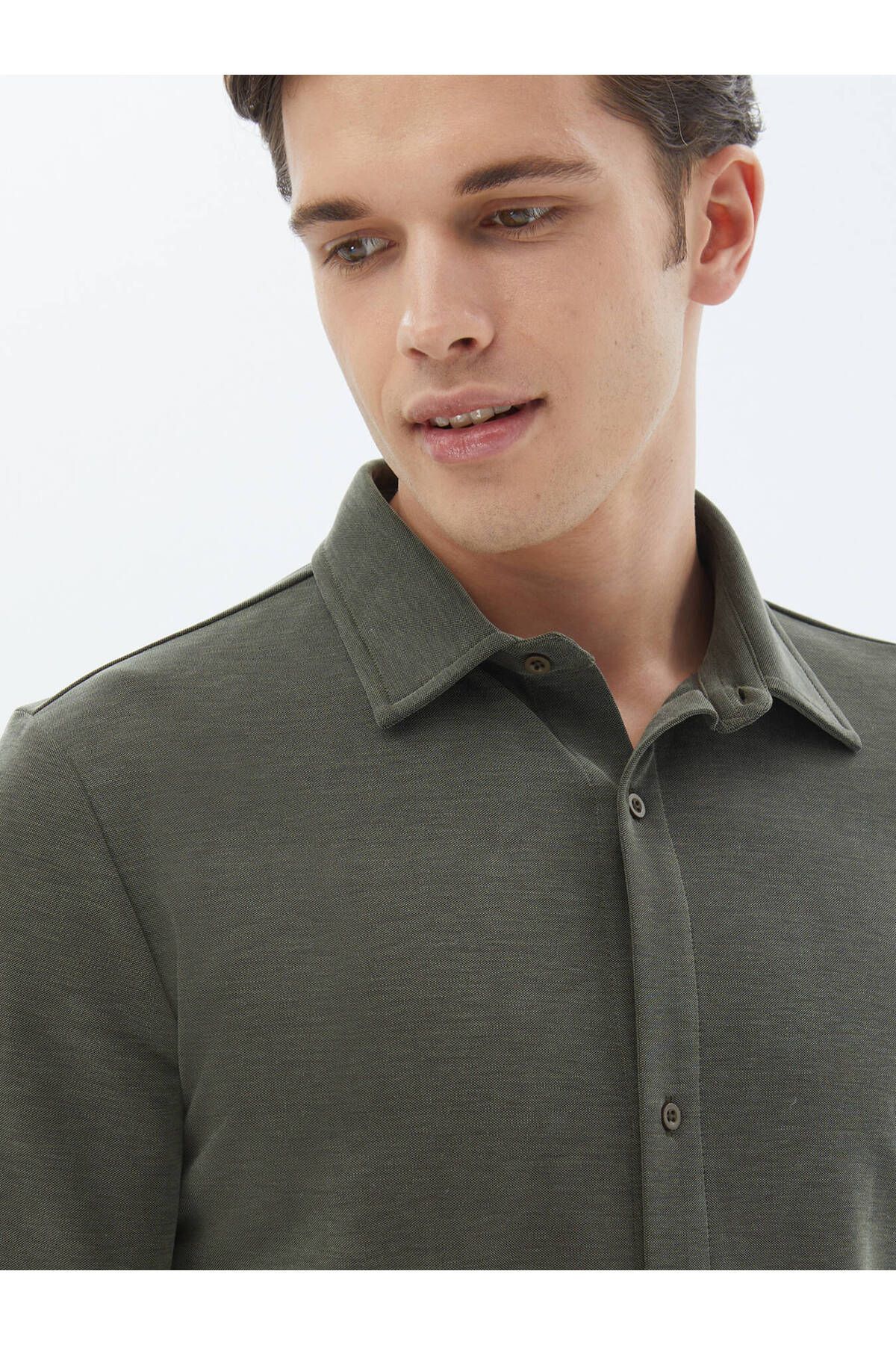 Kip-Plain Regular Fit Casual Knitted Shirt 3