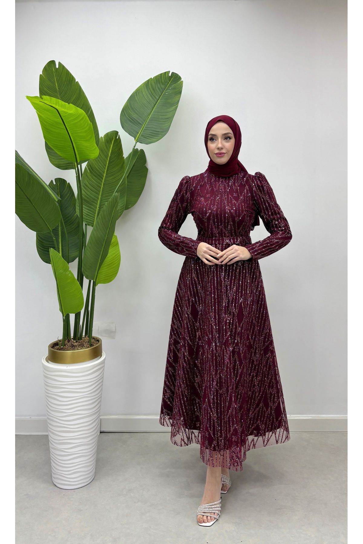 Trendy Butik-Burgundy Hijab Ayla Evening Dress - Women's Embroidered 2