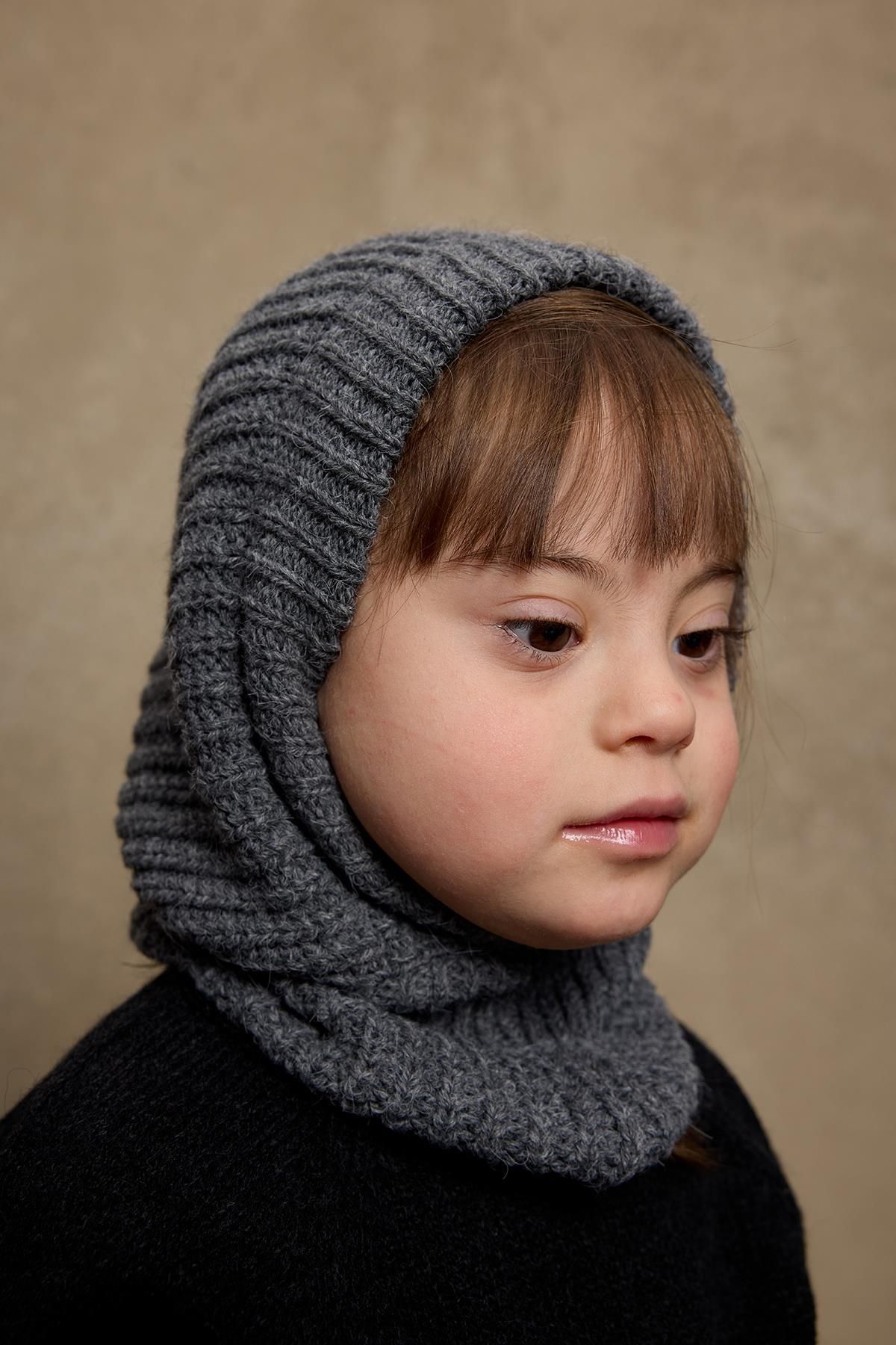 Fahhar Kids-Anthracite Knitted Children's Balaclava Beanie 1