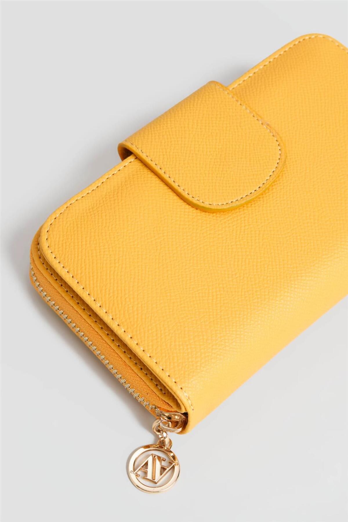 Armine-Mustard Wallet Model: 23Kd8007 3
