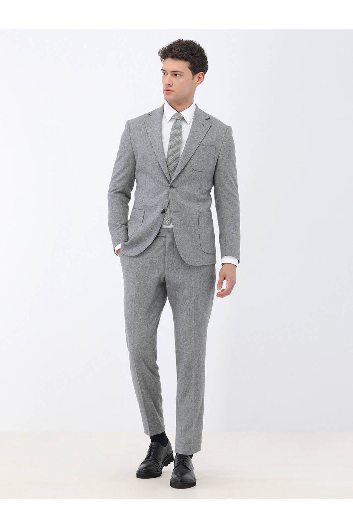 Kip-Gray Wool Blended Straight Cut Modern Suit 2