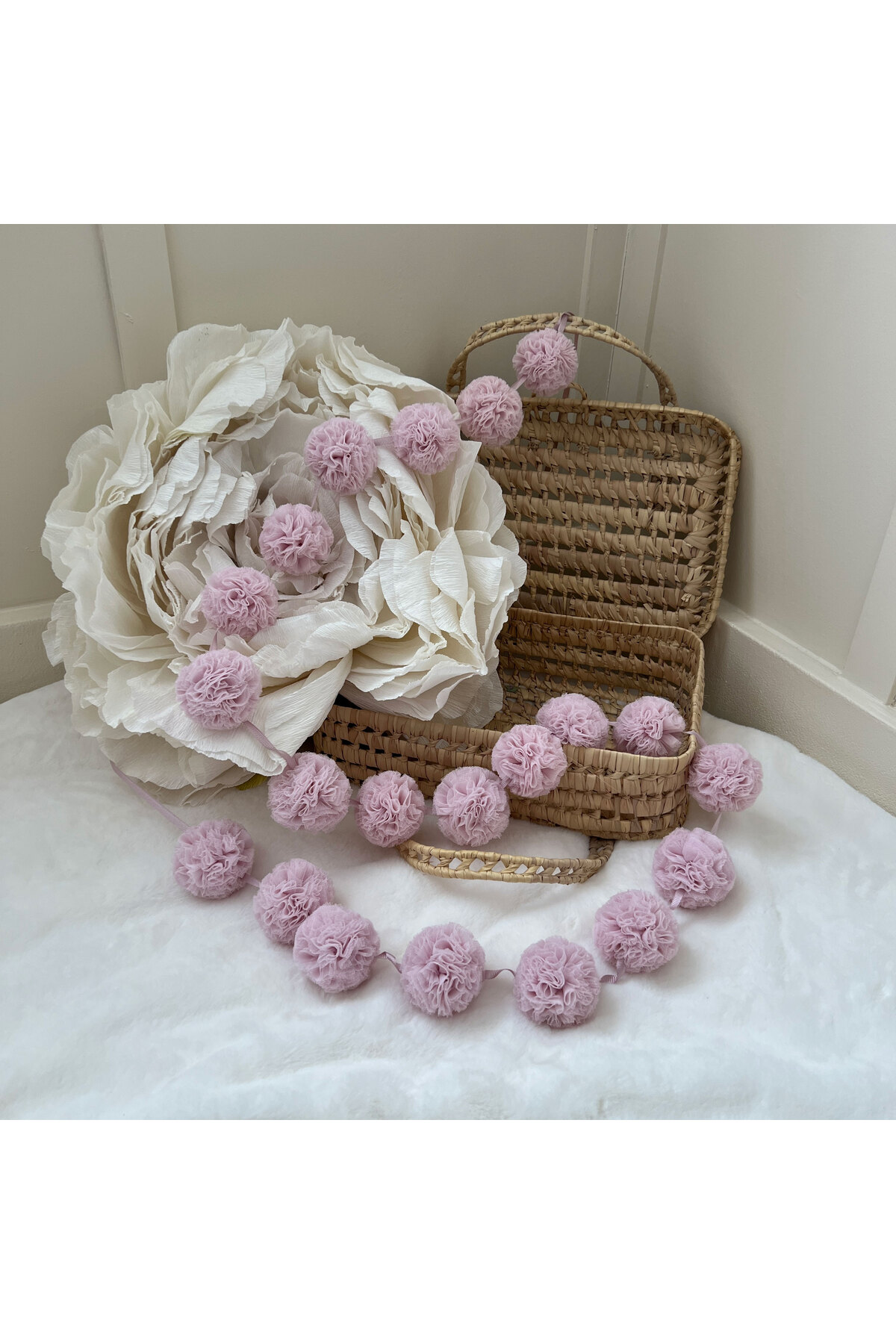 Tulle Mini Pompom Banner Baby Lilac