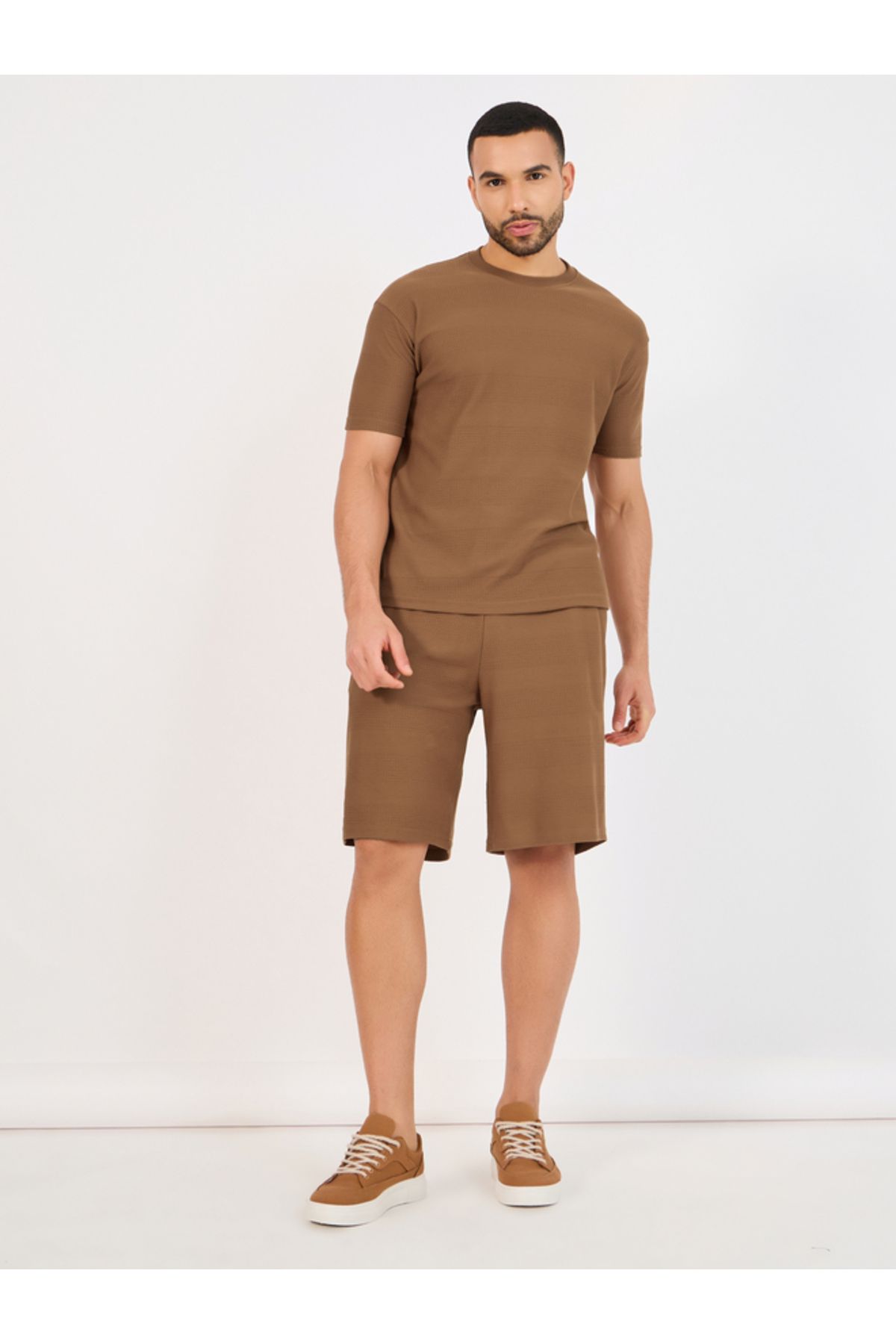 Styli-Textured Knit Oversized T-Shirt & Shorts Co-Ords 2