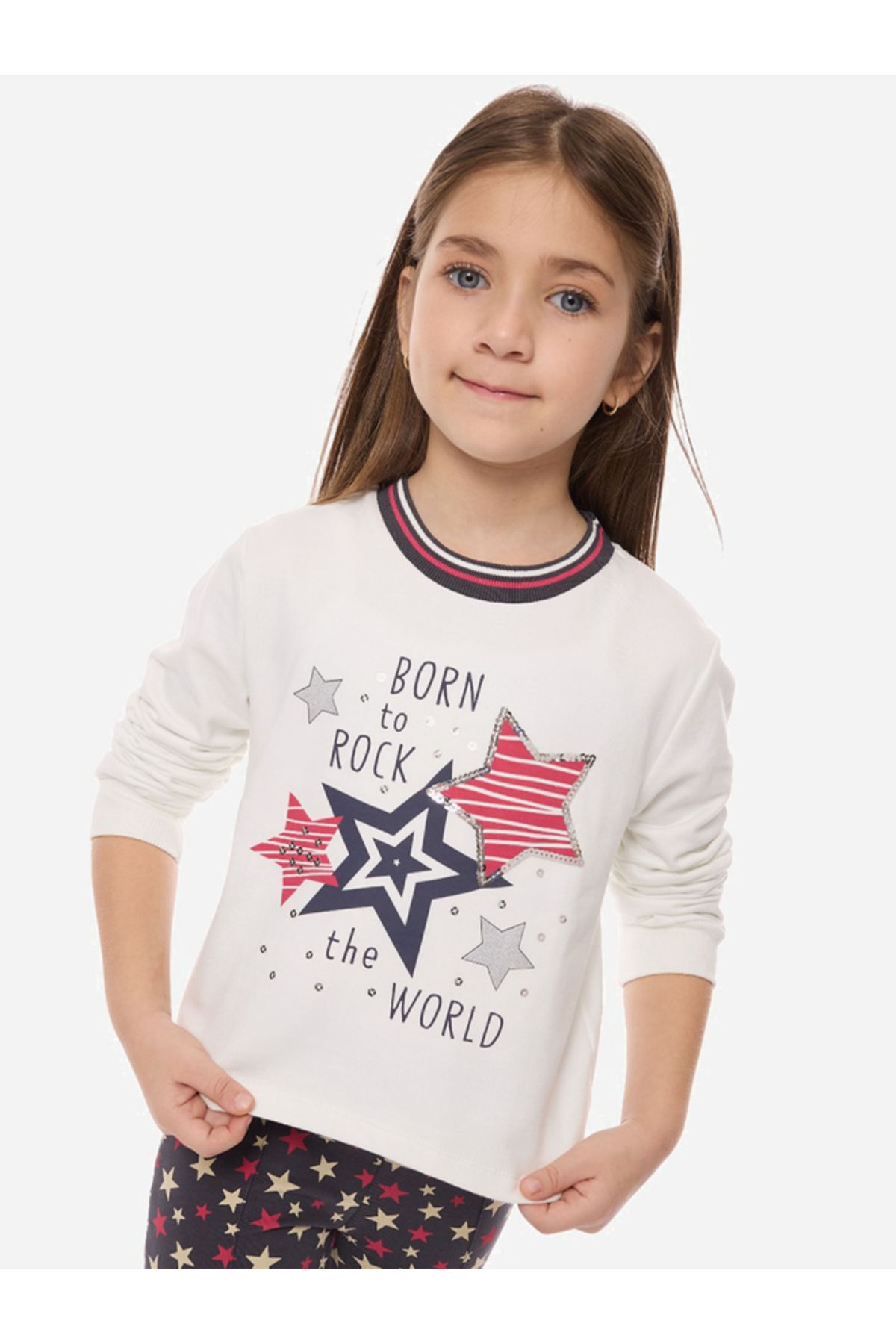 Victor and Jane By Styli-Graphic Print Sweatshirt & Stars Prints Flared Leggings Set 4