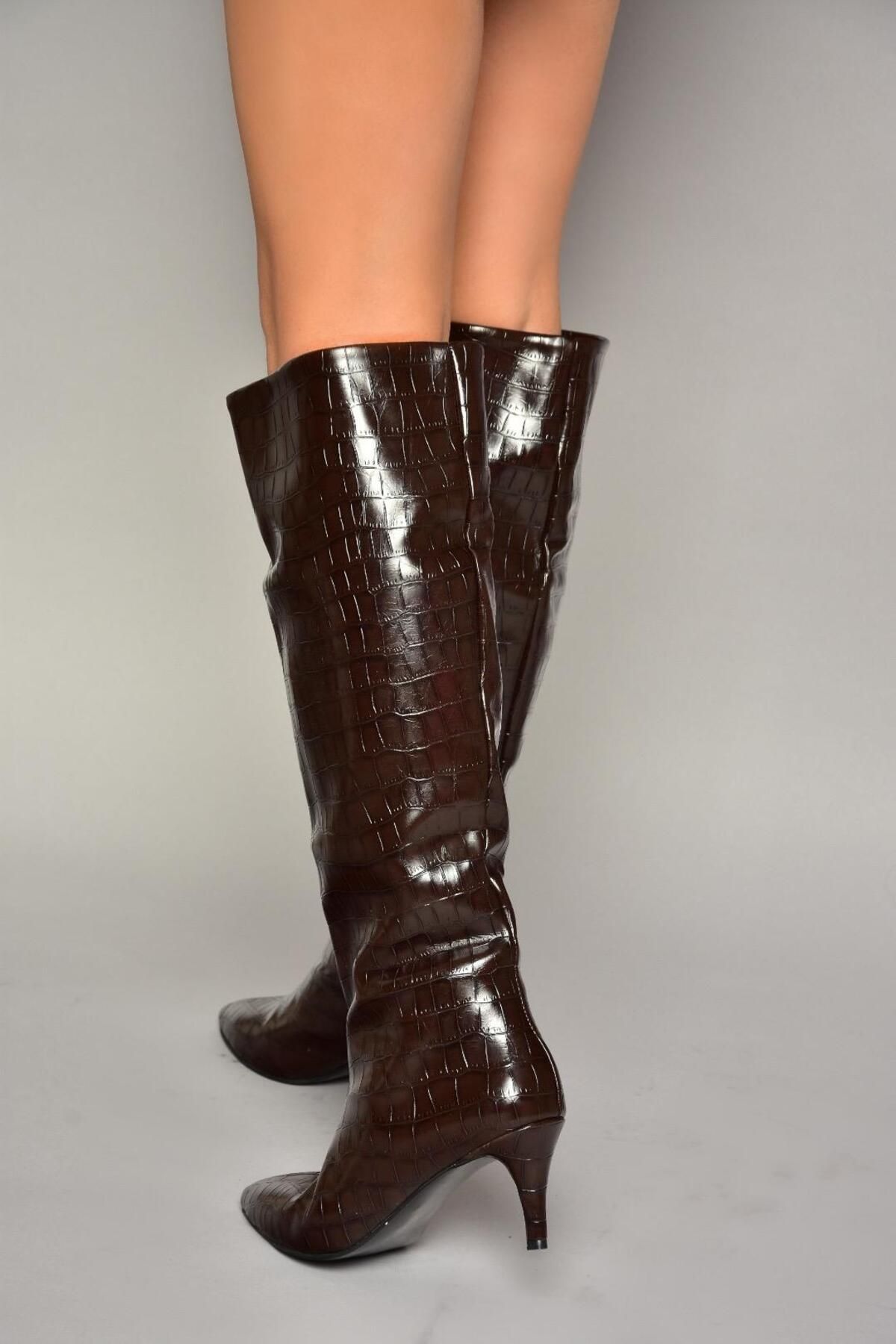 Fox Shoes-N 749204011   Dark Brown Croco Print Low Heeled Women's Boots 5