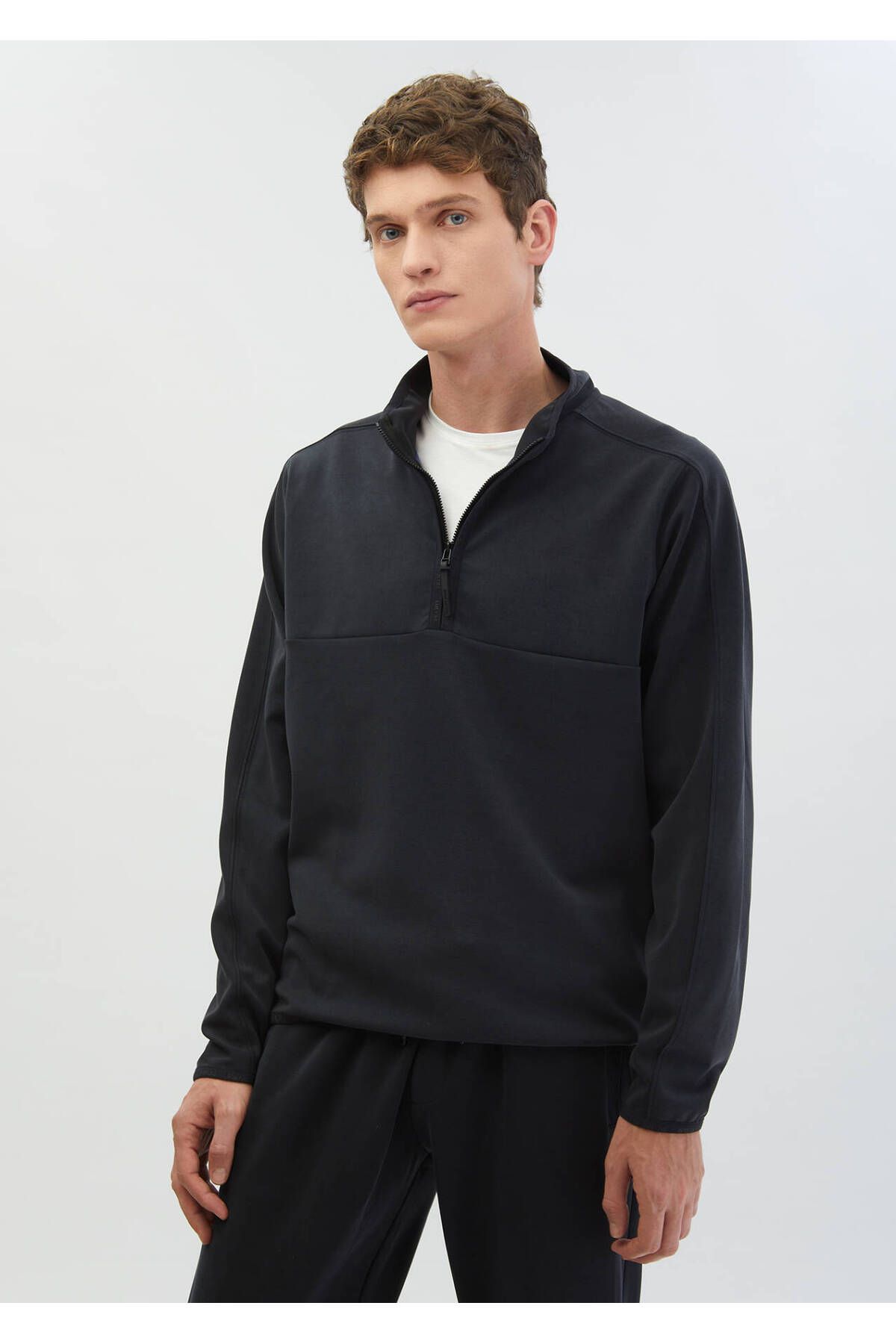 Ramsey-Black Stand Collar Plain Sweatshirt 1