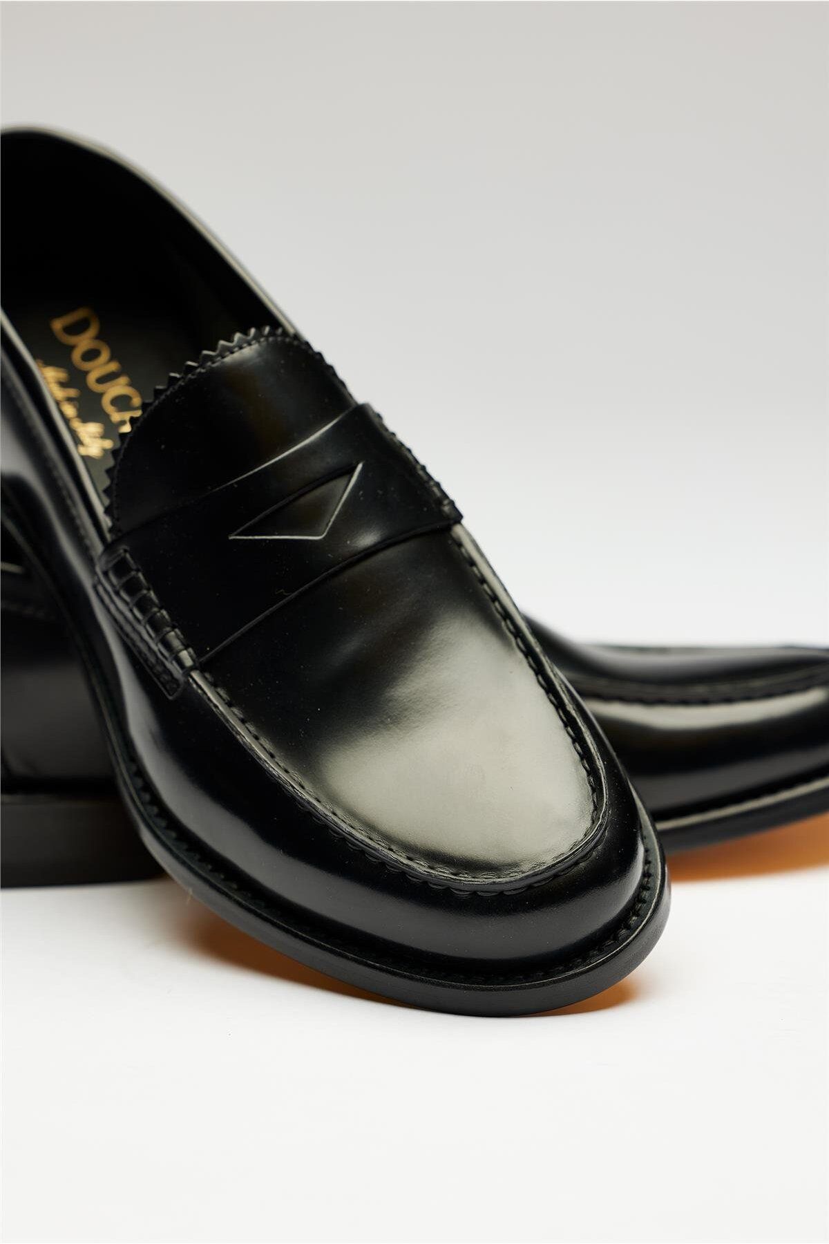 Doucals-Penny Loafer Style Black Leather Shoes 5