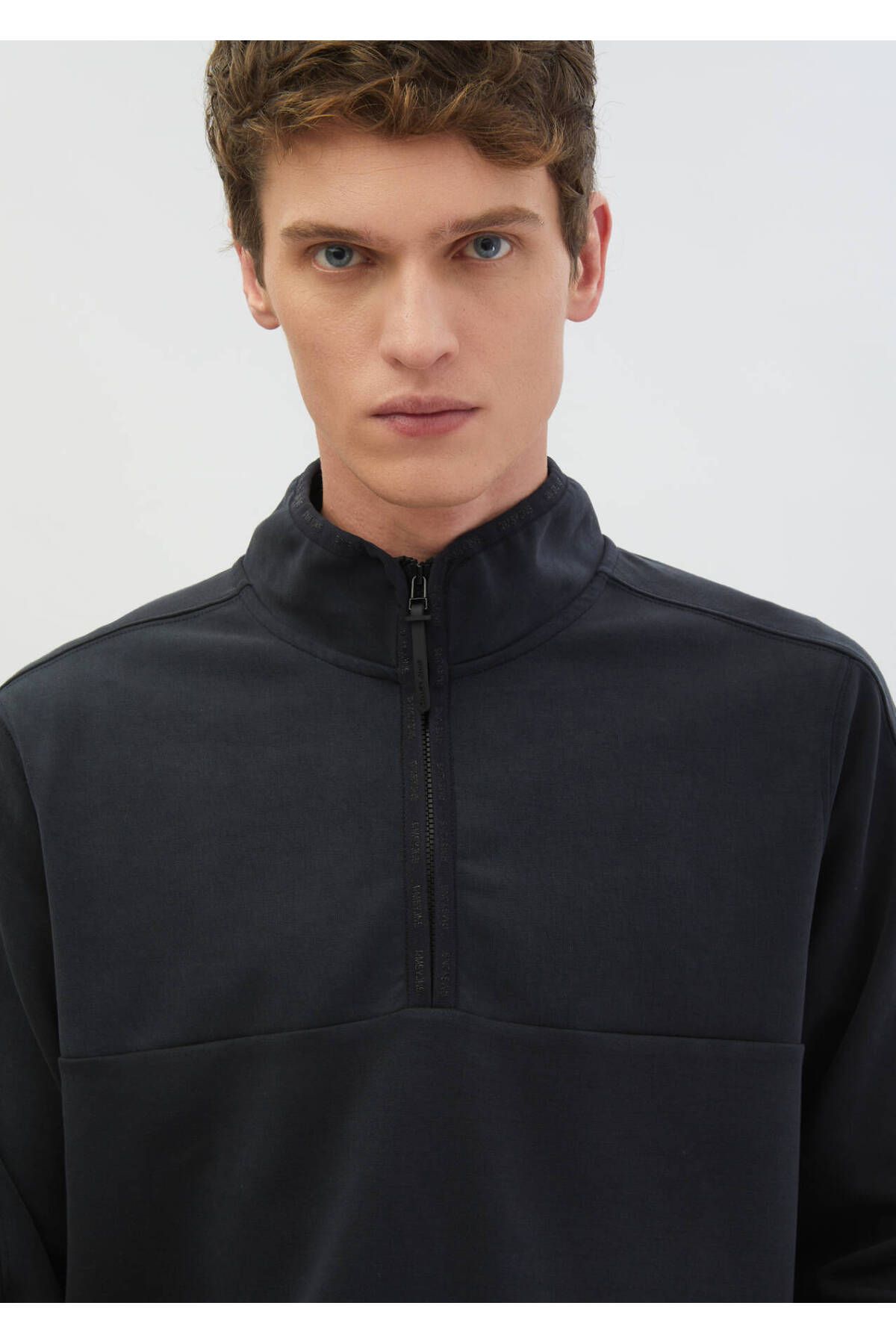 Ramsey-Black Stand Collar Plain Sweatshirt 4