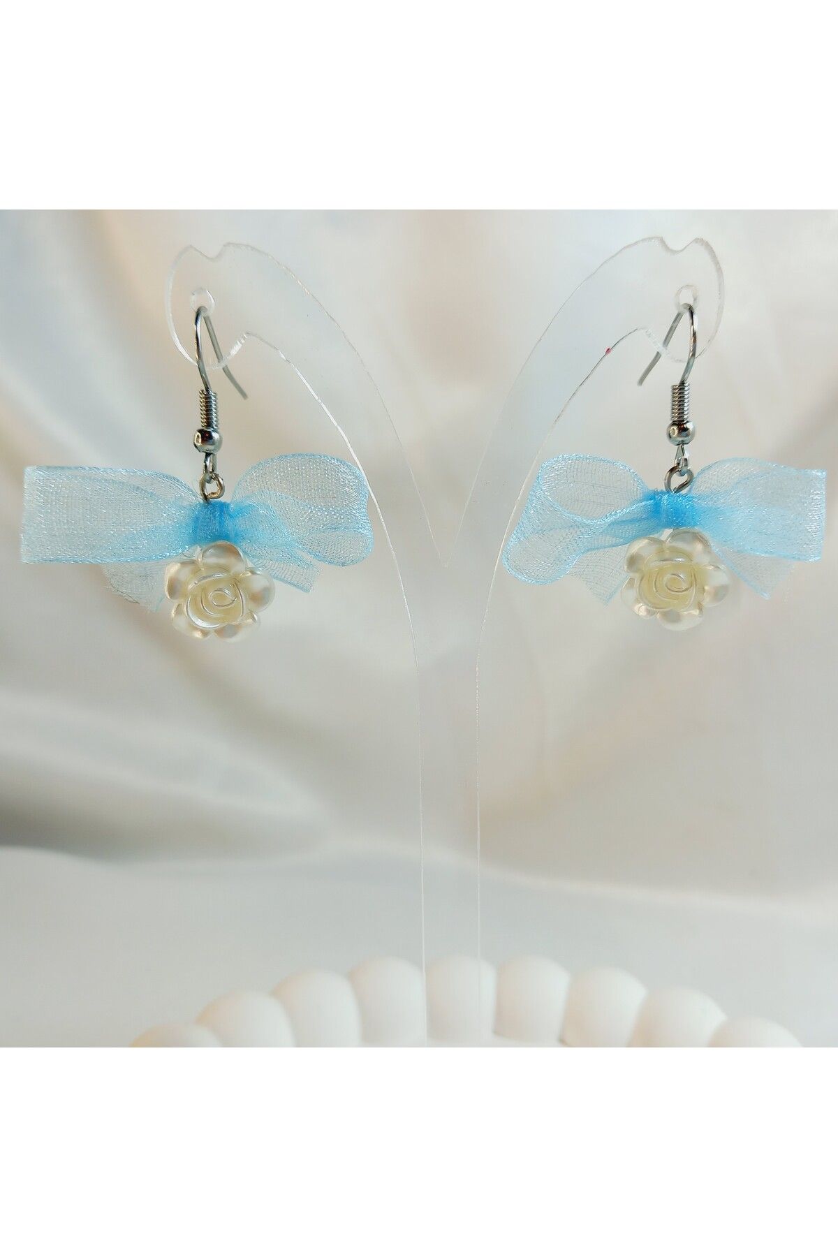 Crystal Atelier-Flower Pearl Earrings with Ribbon Detail 5