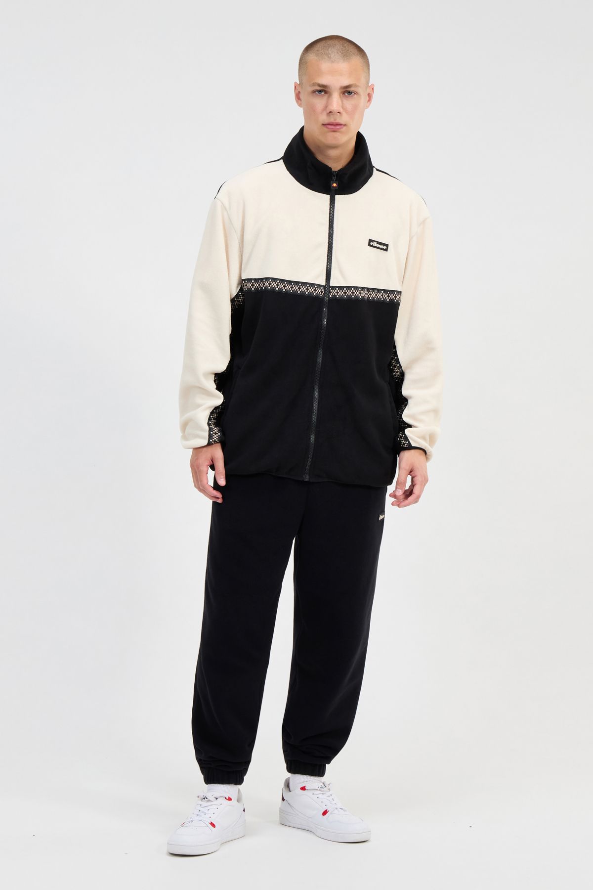 complete the look image