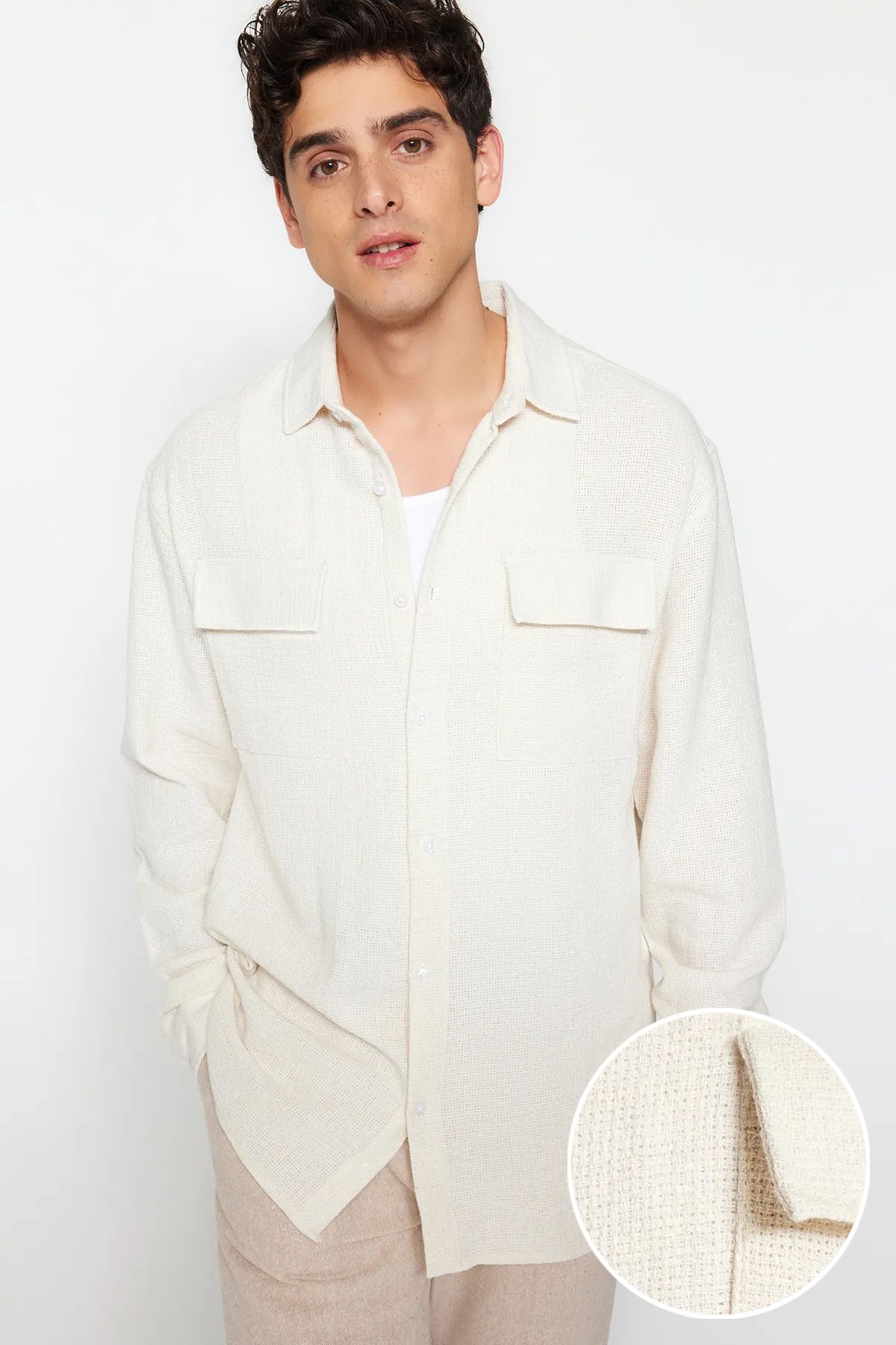 Trendyol Collection Koszula Marynarka Oversize Z Lnianej Faktury W Kolorze Ecru - Podwójna Kieszeń Tmnss23go00089 Mężczyzna - M