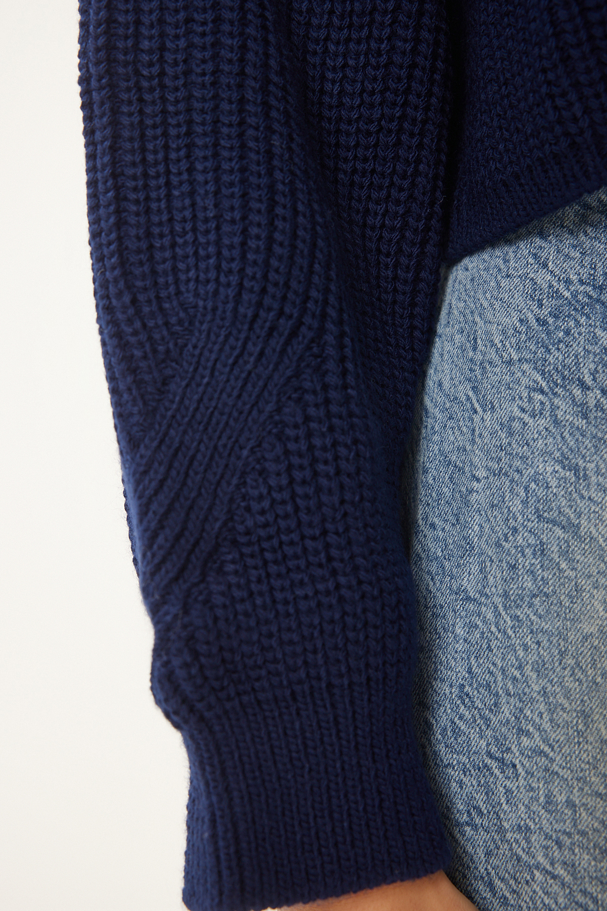 Happiness İstanbul  Kadın Lacivert Fermuarlı Balıkçı Yaka Triko Kazak MX00124 - Görsel 7