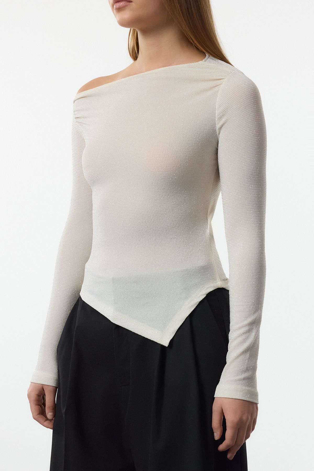 Trendyol Collection-Ecru Asymmetrical Hem Detail See-Through Knitted Blouse Tpraw25Bz00018 3