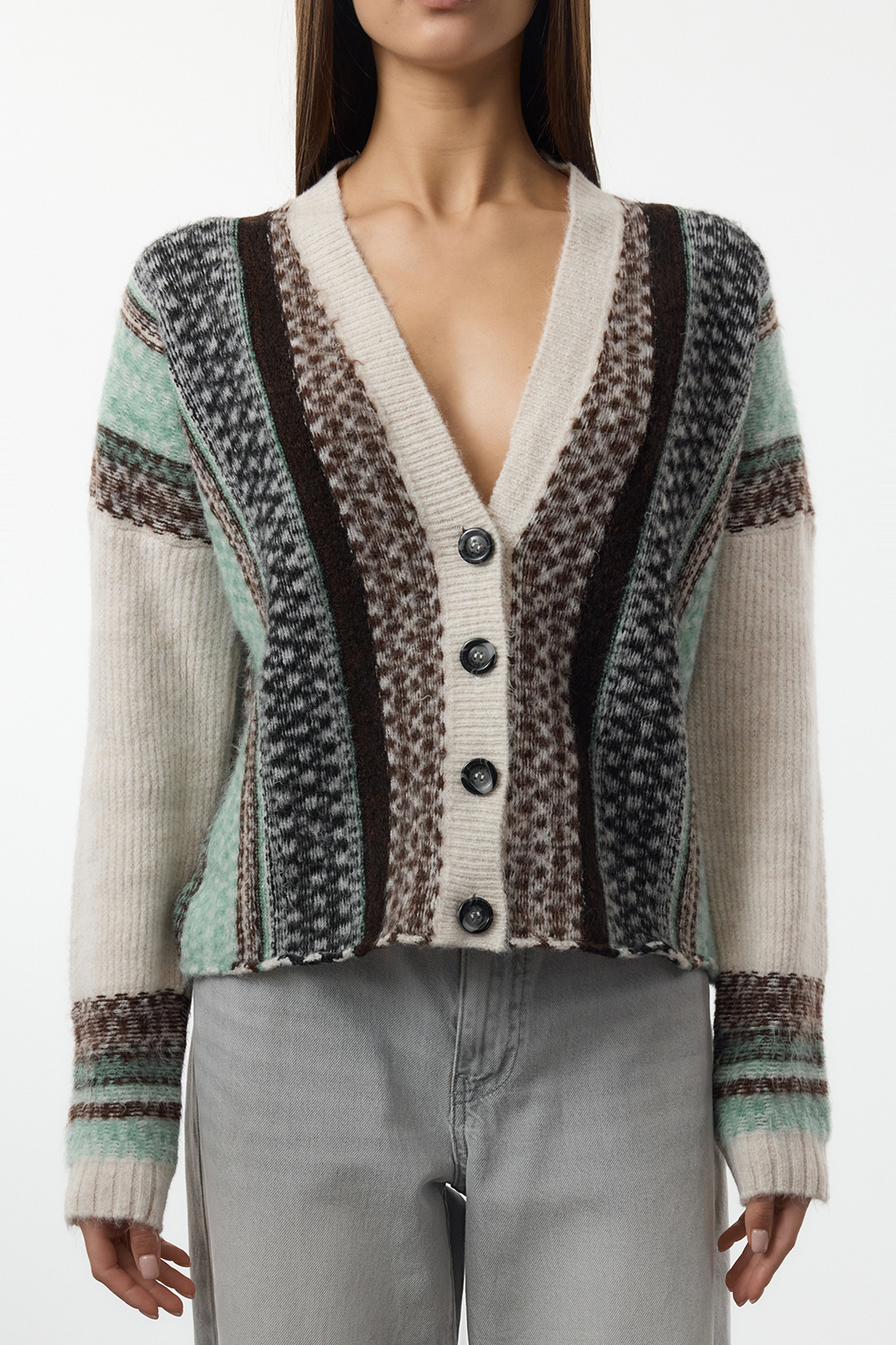 Trendyolmilla  Ekru Geniş Kalıp Yumuşak Dokulu Desenli V Yaka Triko Hırka TWOAW25HI00382 - Görsel 3