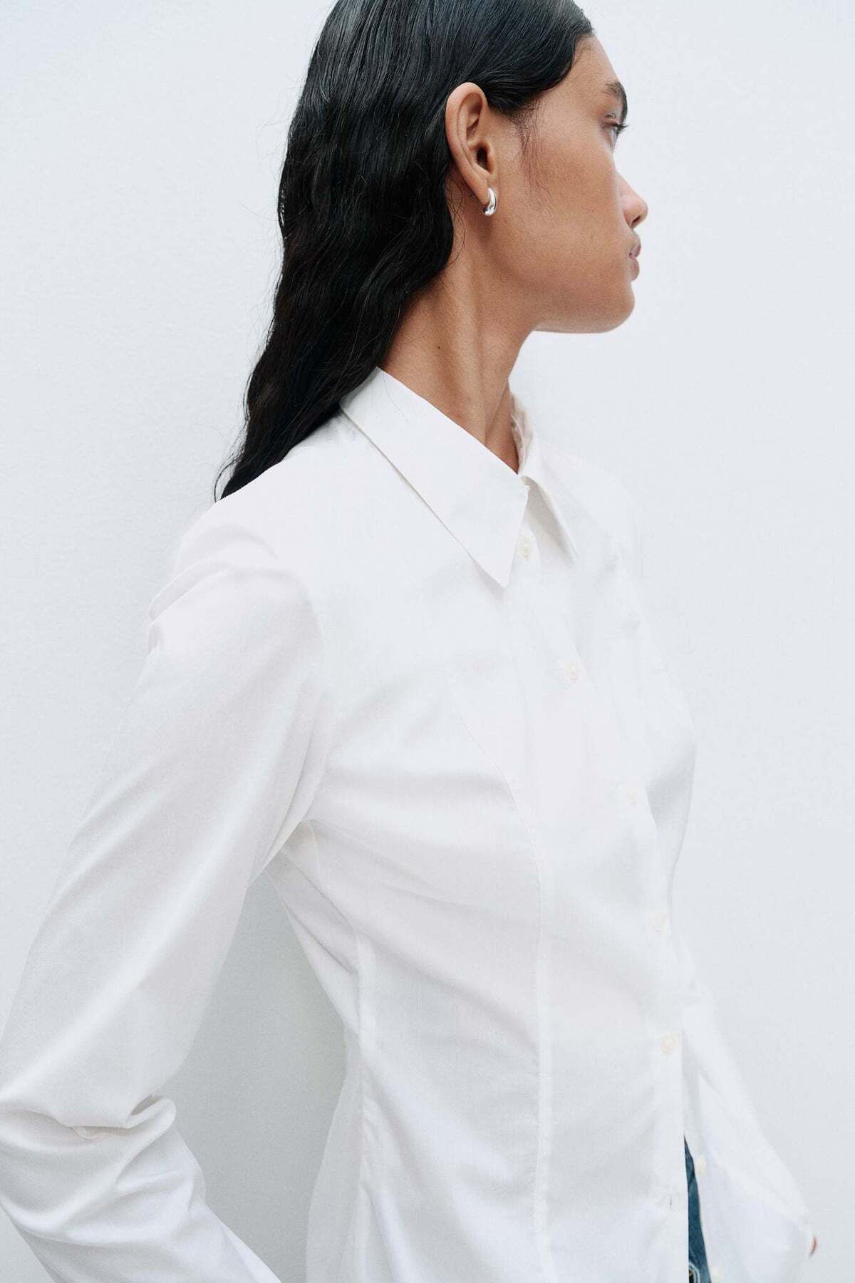H&M-Shoulder-pad tapered-waist shirt 2