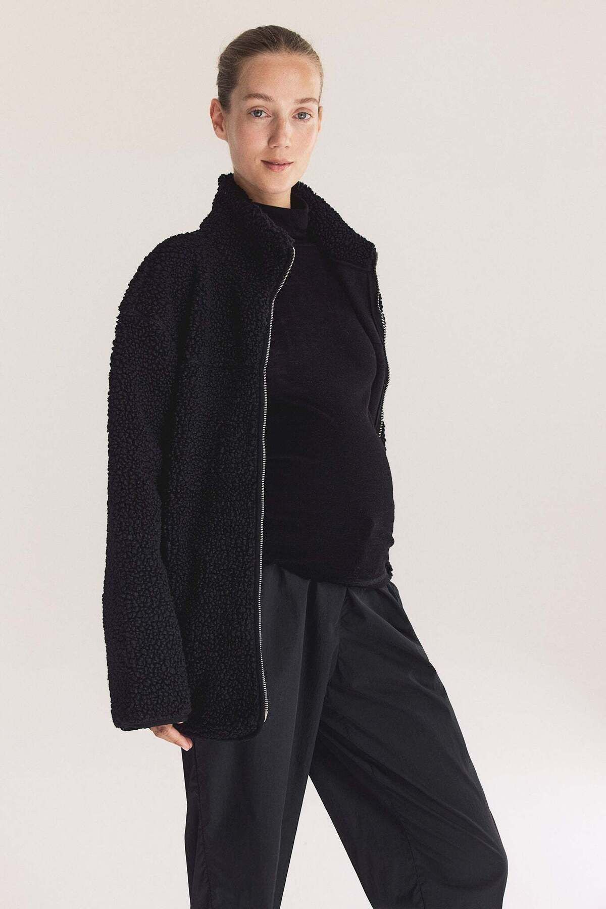 H&M-MAMA Before & After Babywearing teddy jacket 7