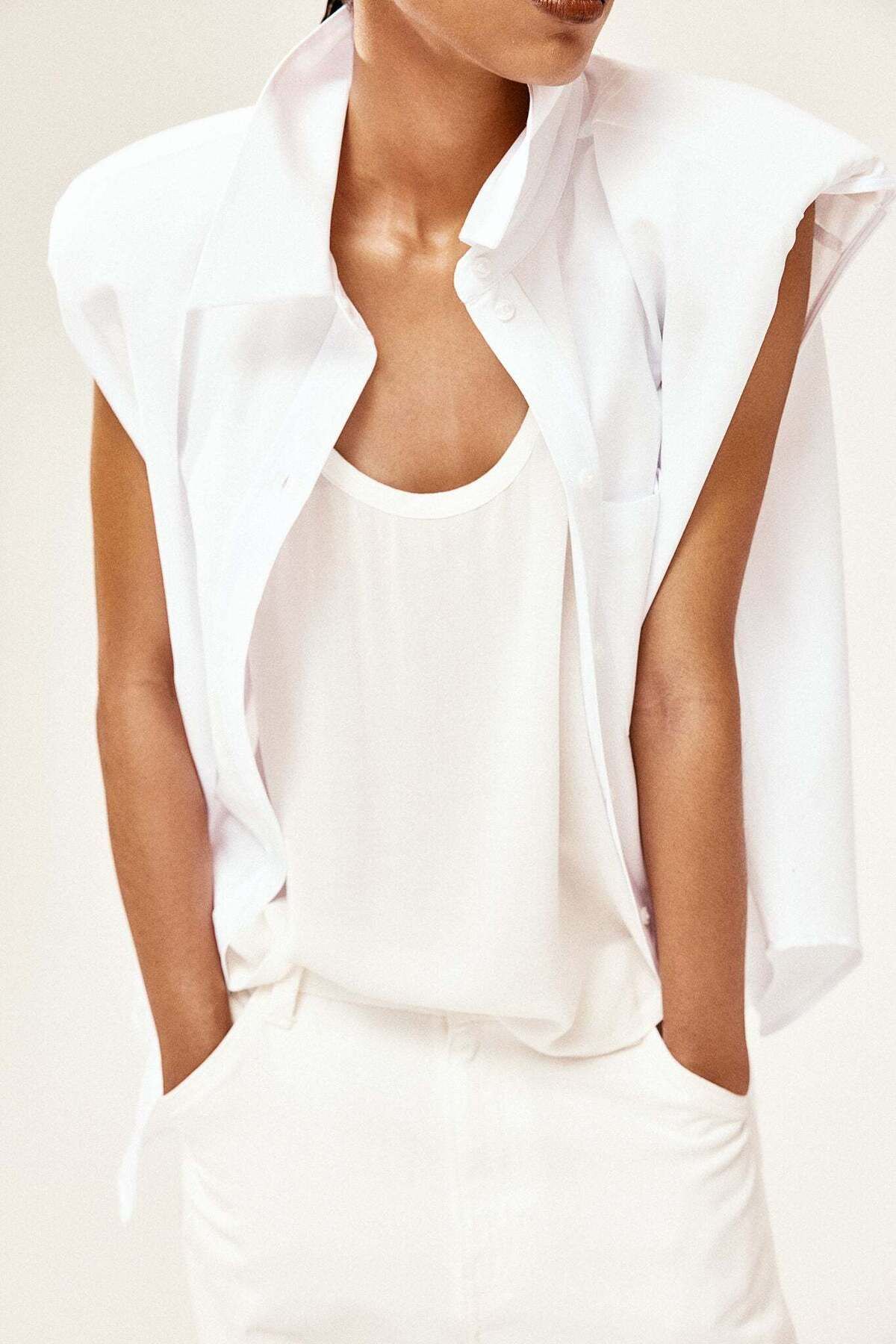 H&M-White crêpe vest top 5