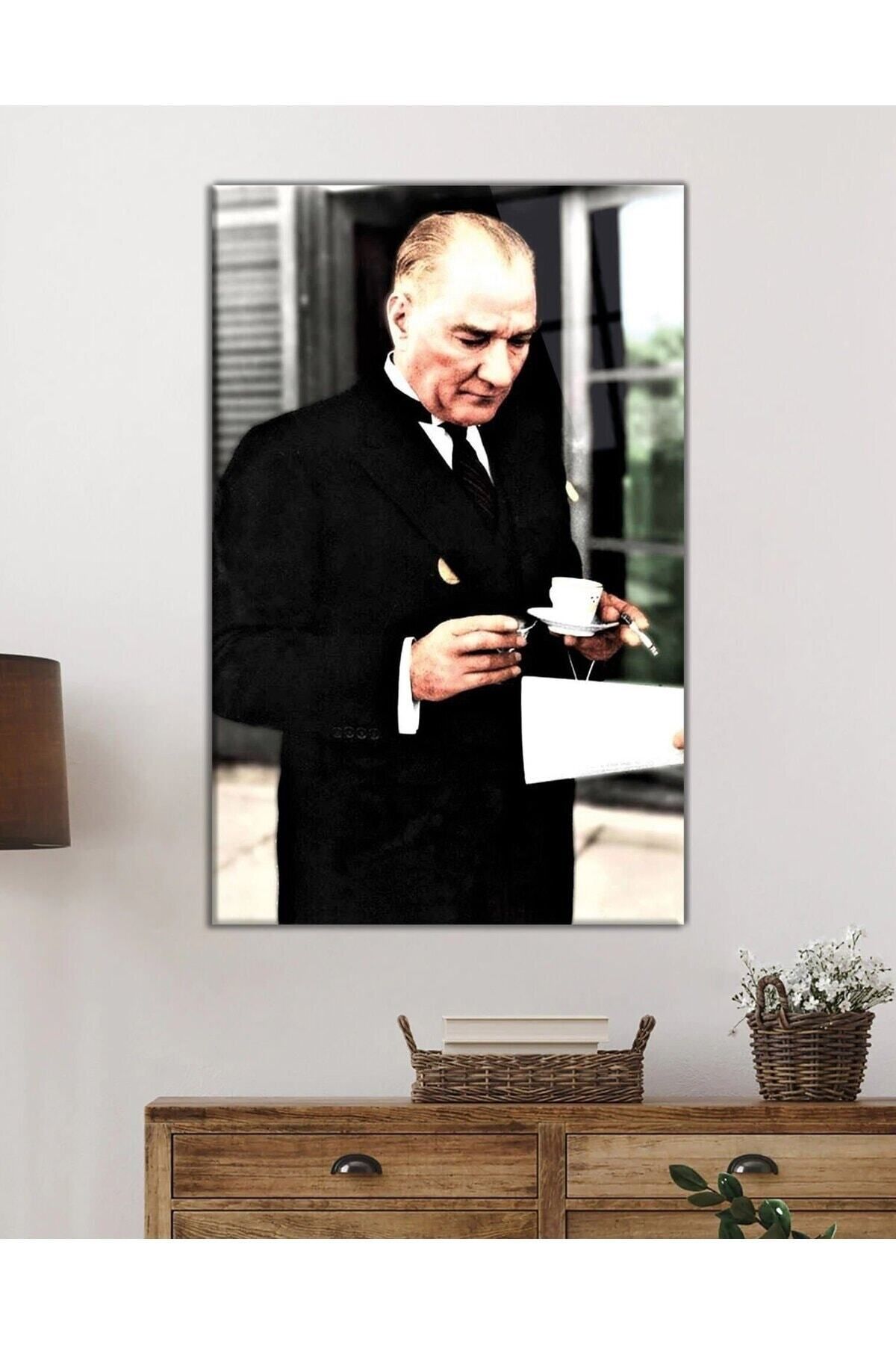 ArtNoia Mustafa Kemal Atatürk Portresi Cam Tablo