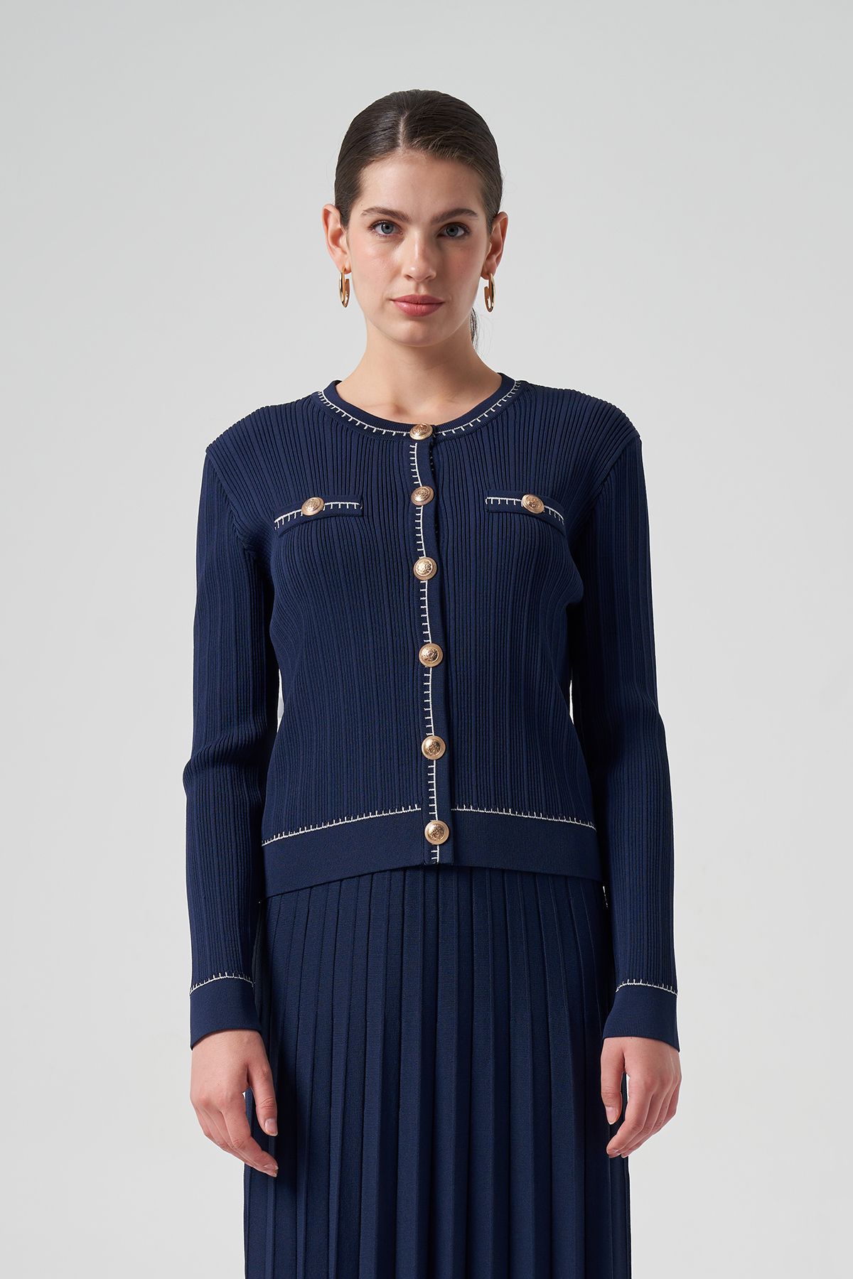 Nuss-Mercerized Knitwear Button Detail Short Cardigan 1115 Navy Blue 2