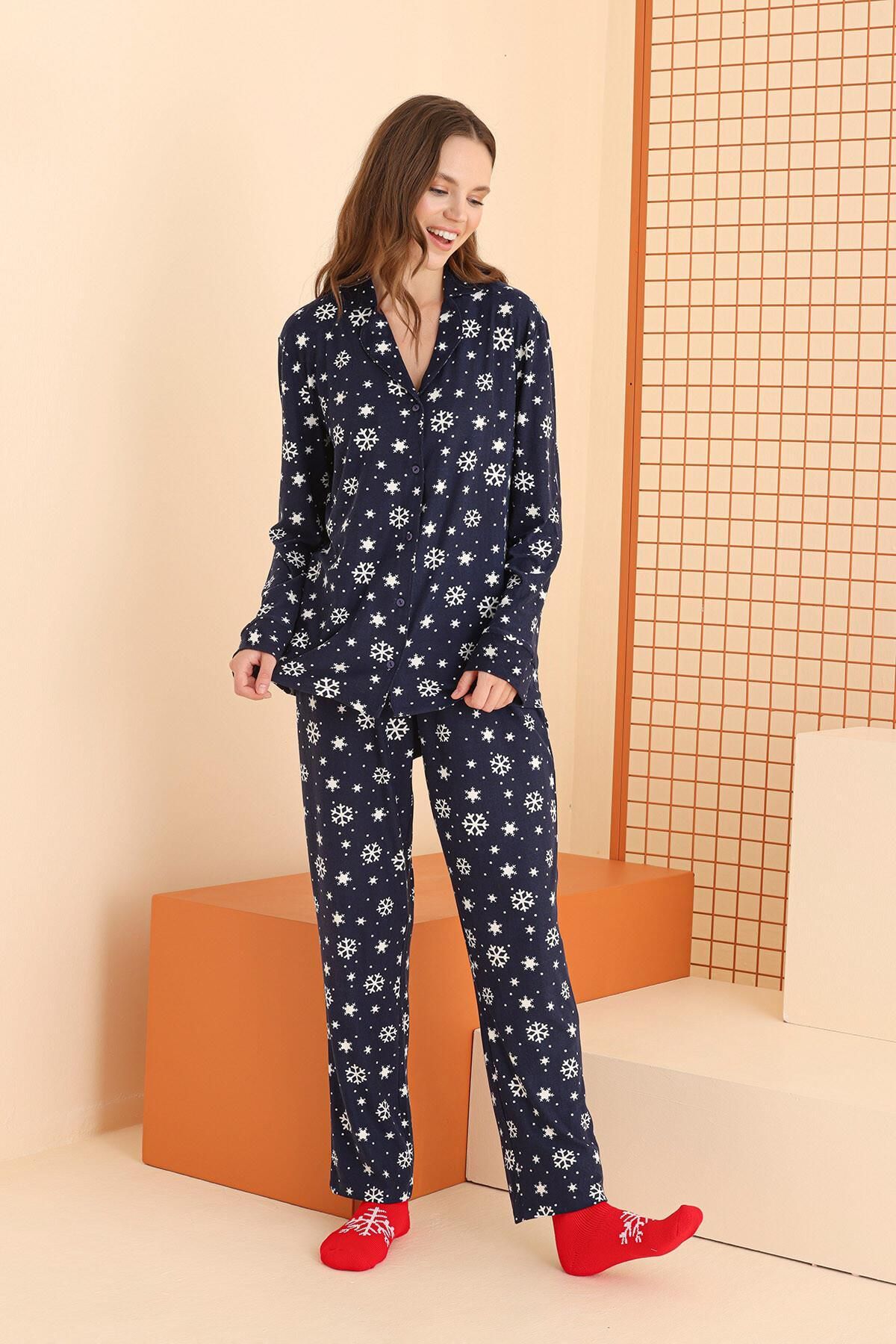 NBB Kadın %100 Pamuklu Kar Tanesi Baskılı Pijama Takım, Mevsimlik Gömlek Pijama Takım