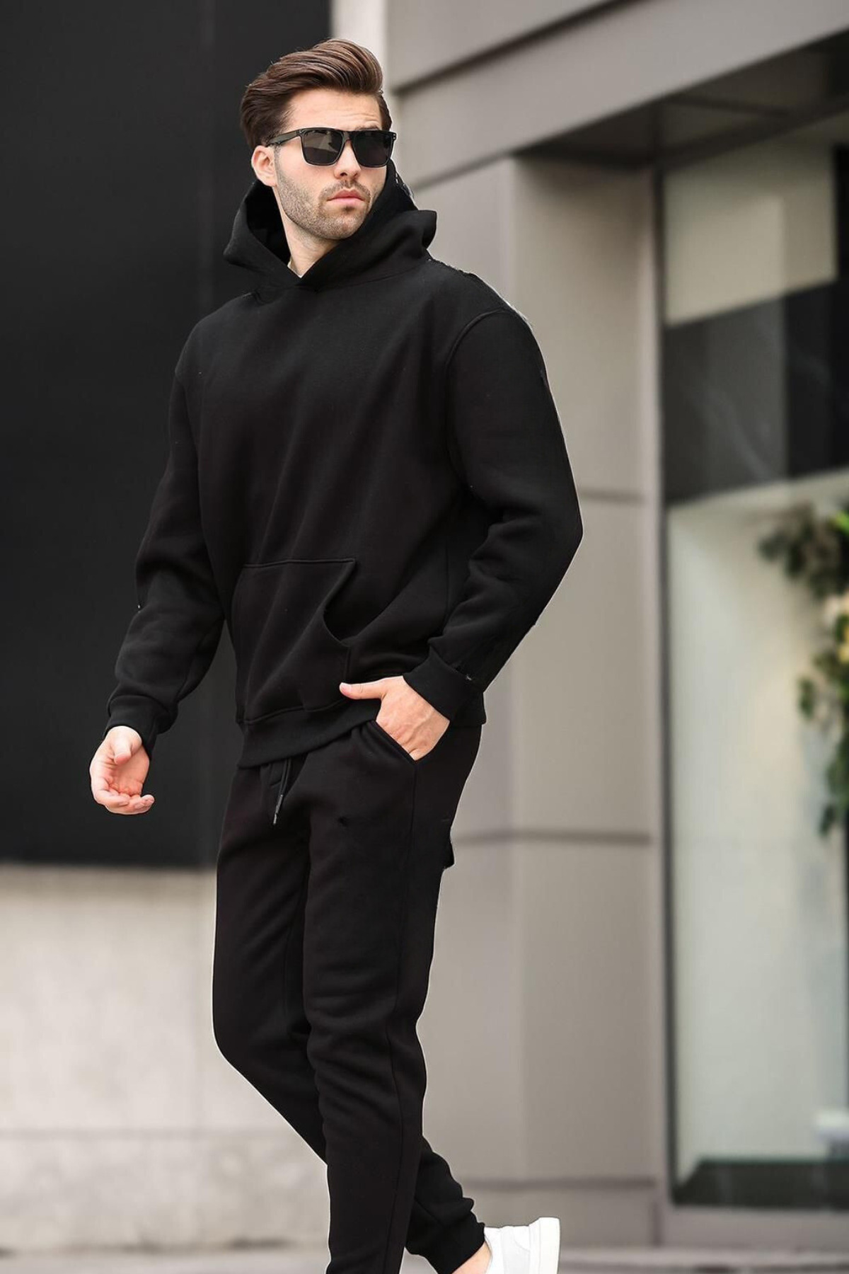 Men's Oversize Hooded Kangaroo Pocket 3 Thread Raised Thick Tracksuit