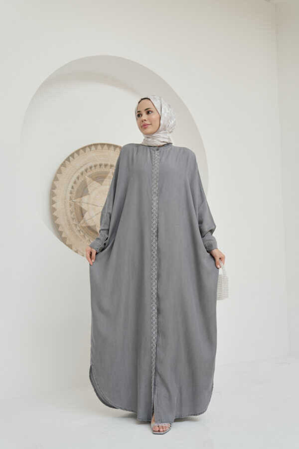 Neways-6571-Gray Abaya with Stone Detail 2