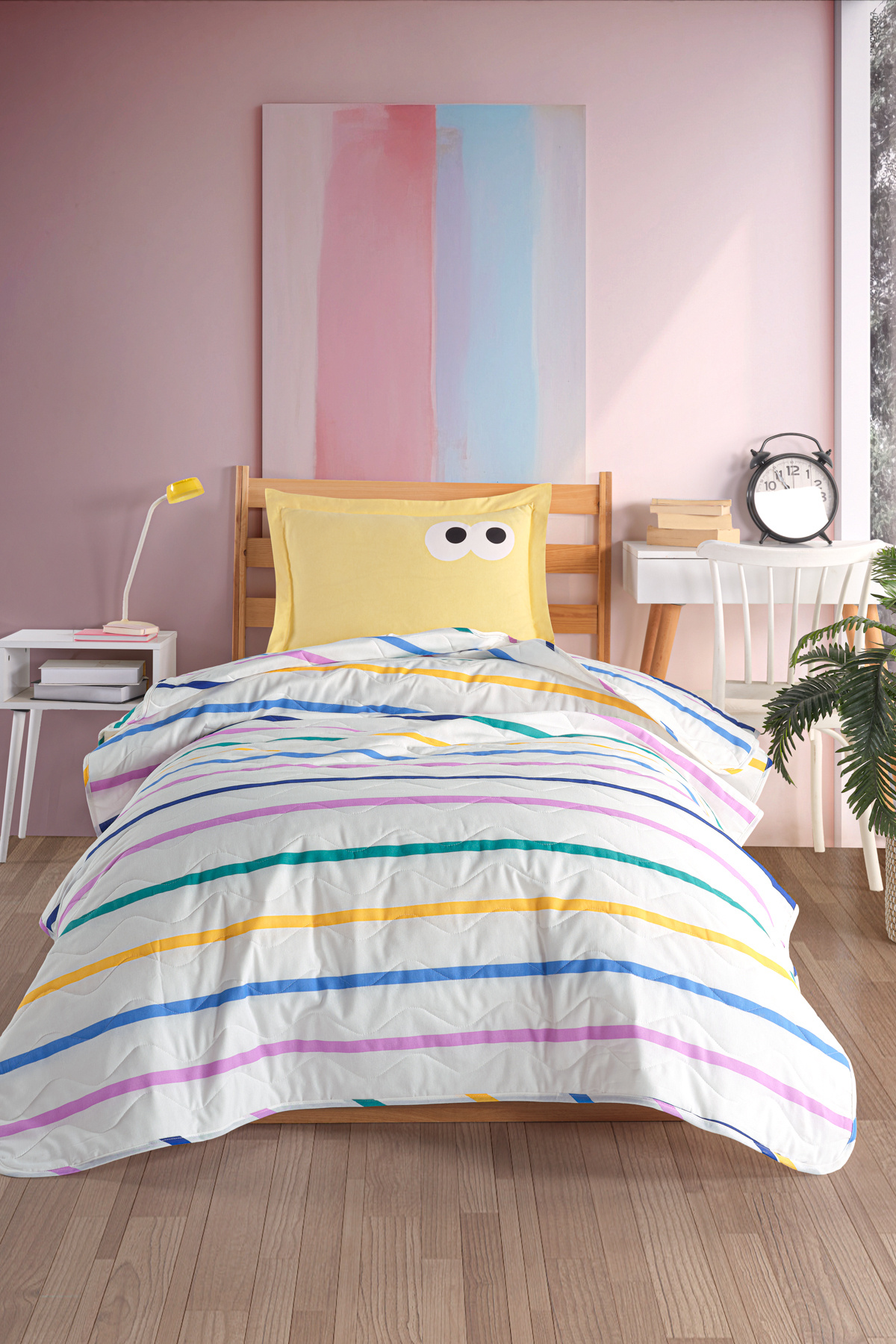 Eponj Home-Funny Yellow Quilted Bedspread Set - Single 3
