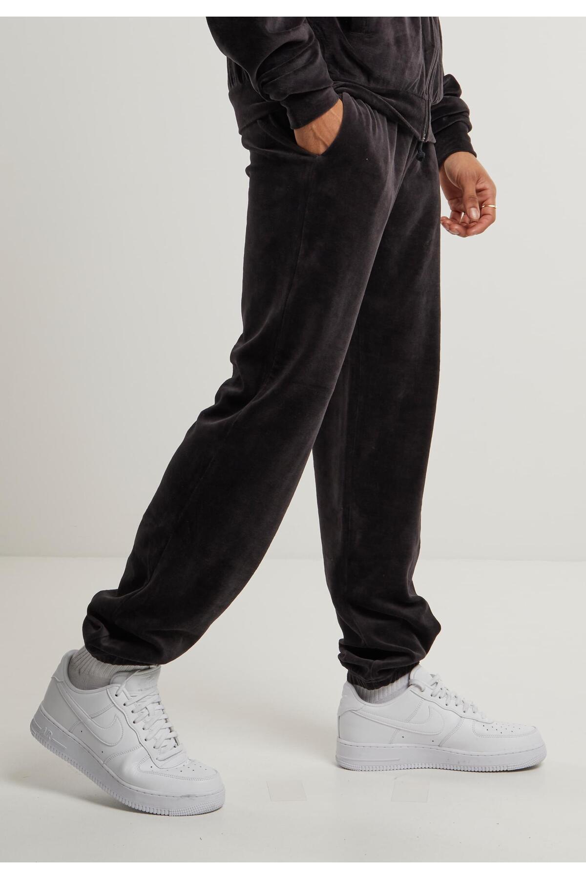 Urban Classics-Velvet Trackpants 5