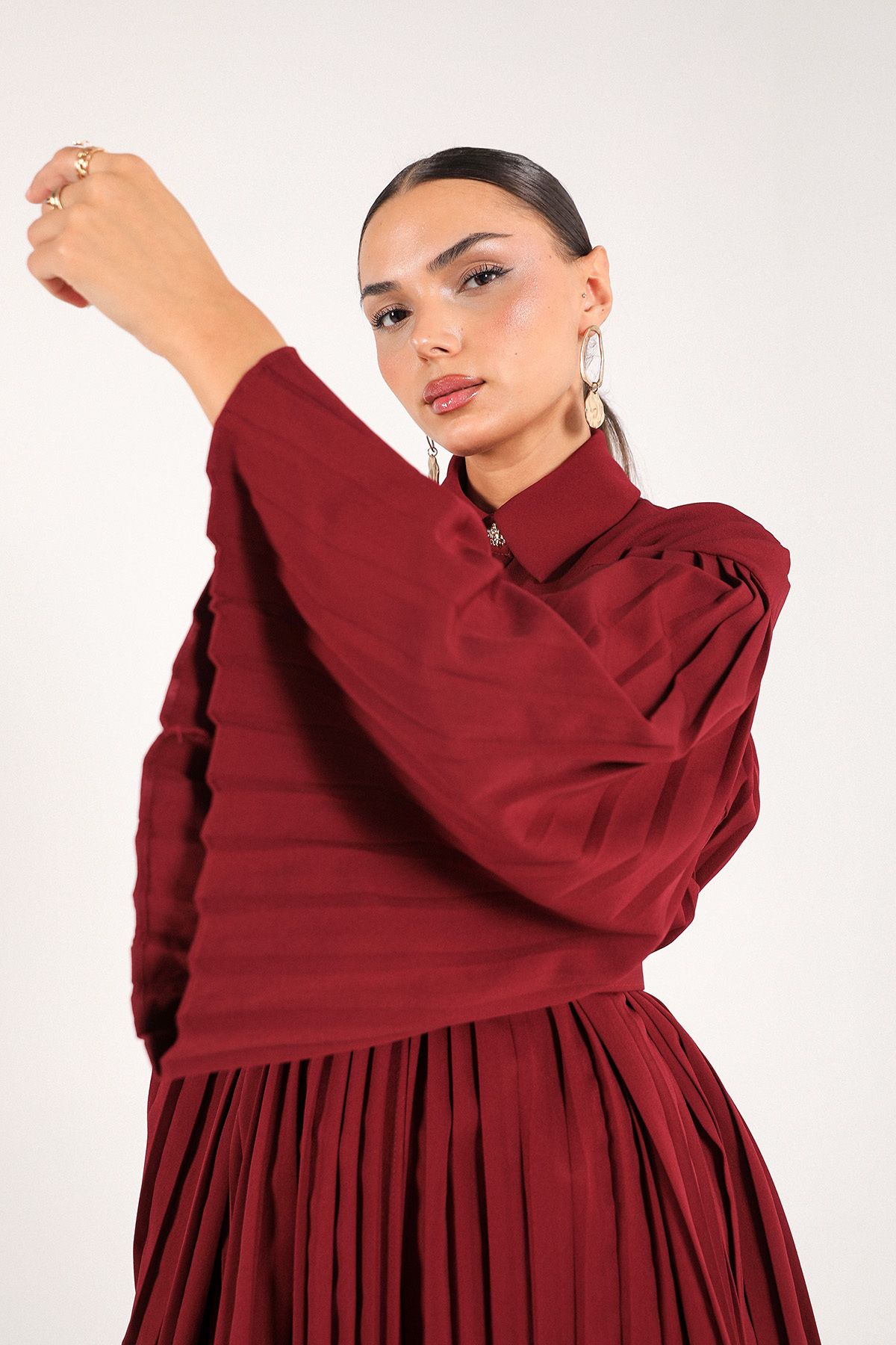 Melike Tatar-6-699 Model Claret Red Pleated Set 1