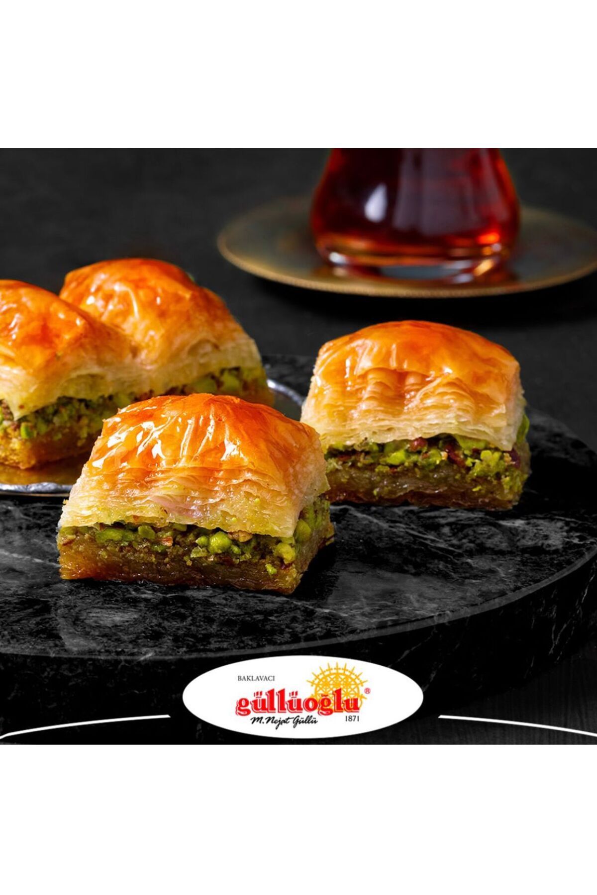 BAKLAVACI GÜLLÜOĞLU Güllüoğlu Fıstıklı Baklava 500 gr