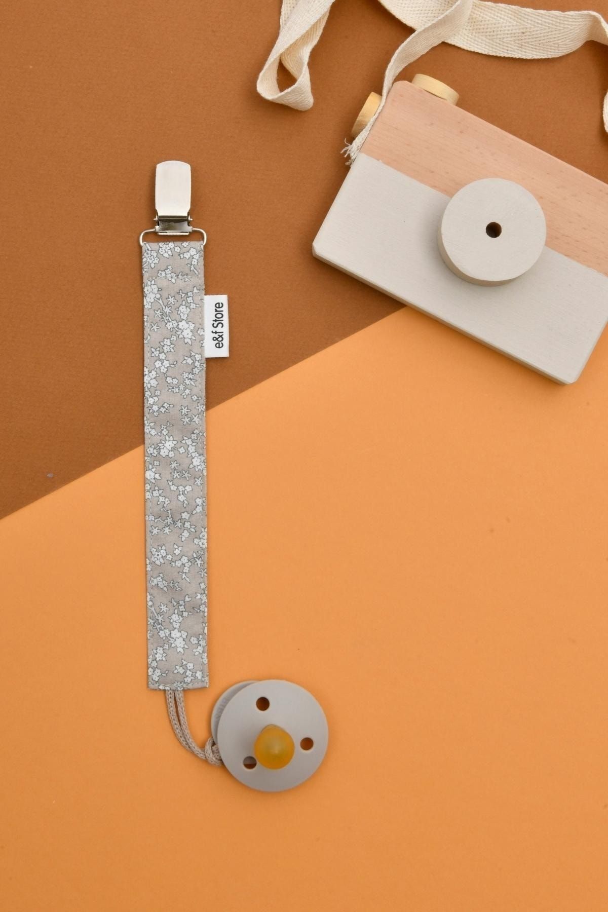 e&f Store Sertifikalı Pamuklu Emzik Askısı - 3'lü Set - Çizgili, Çiçekli - Bebek Emzik Zinciri fotoğrafı 3 (önizleme)