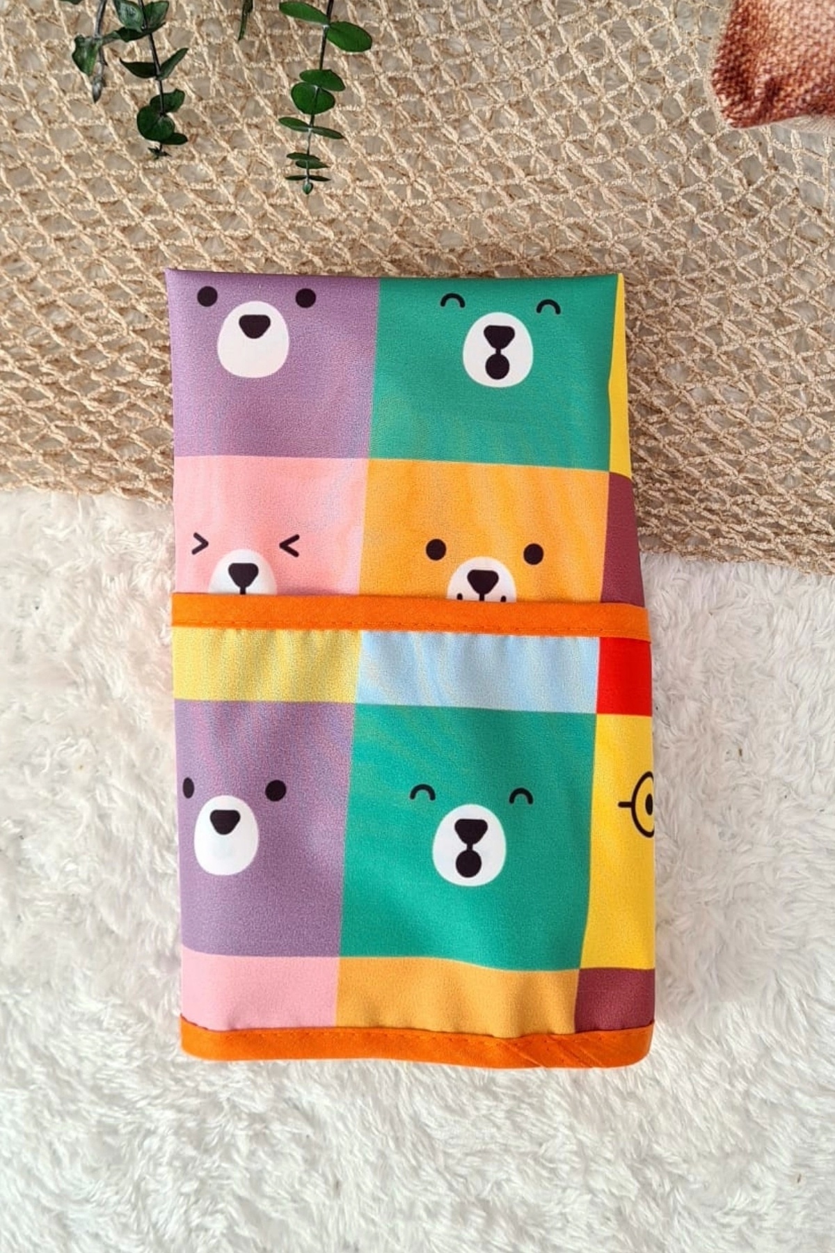 ANP MODA TASARIM Kare Ayılar Desenli Sıvı Geçirmez Unisex Aktivite Ve Mama Önlüğü A2001 6-24 Ay fotoğrafı 7 (önizleme)