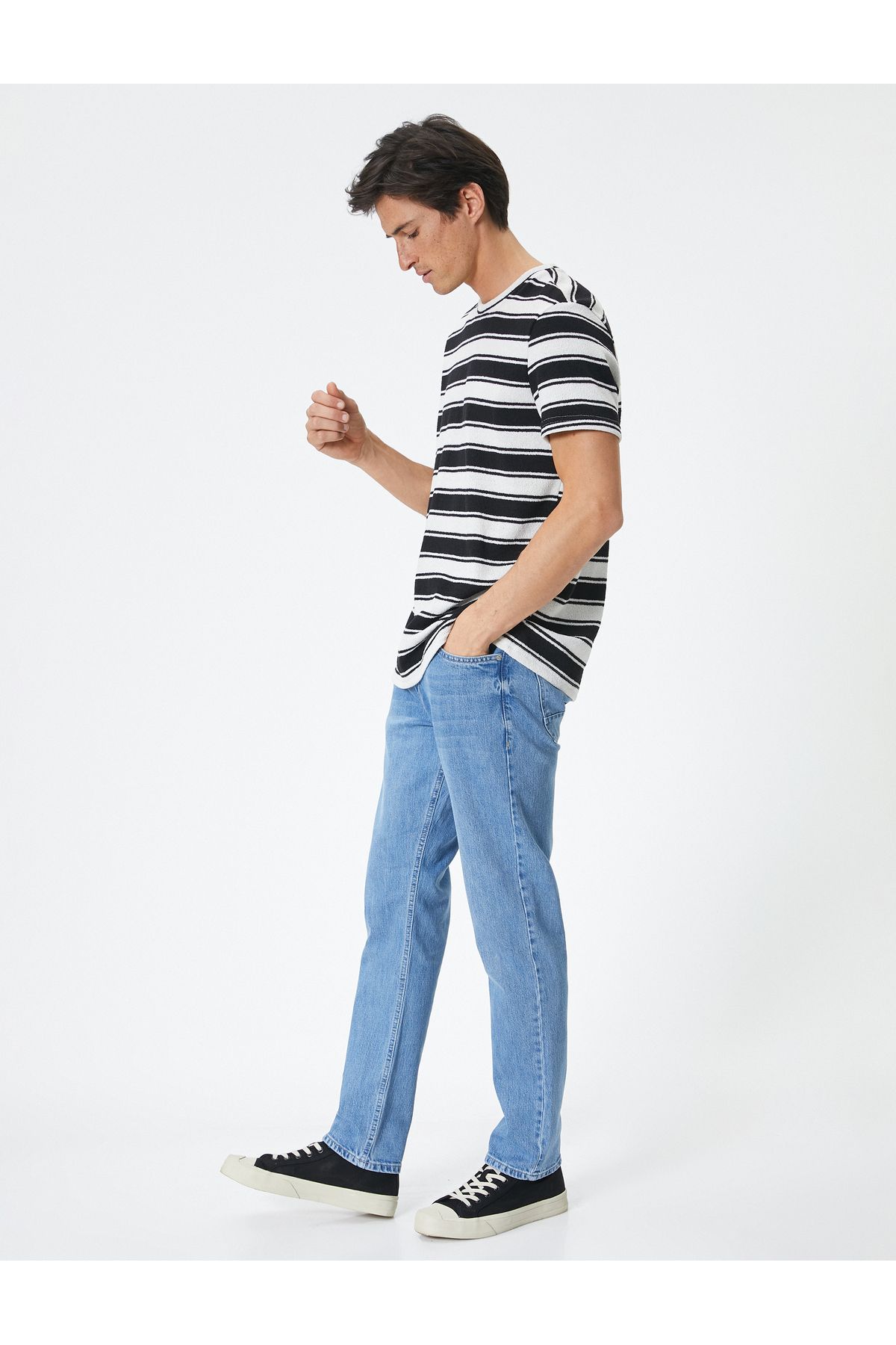 complete the look image