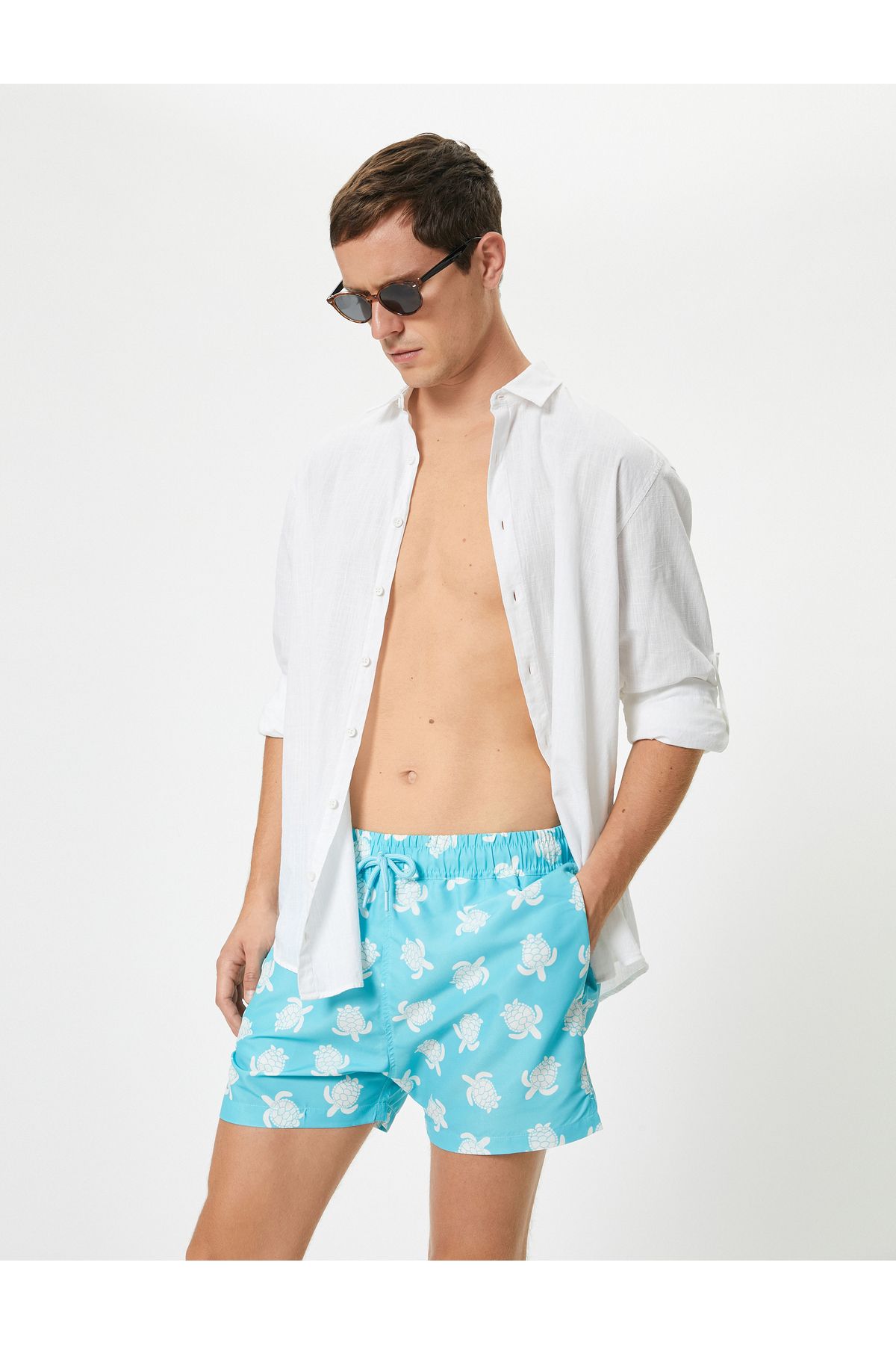 Koton-Badeshorts mit Schildkröten-Print – Taschen und Schnürsenkel in der Taille 1